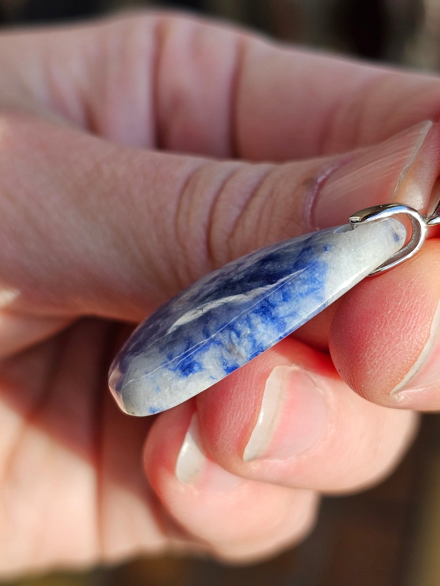 Pendentif en Dumortiérite