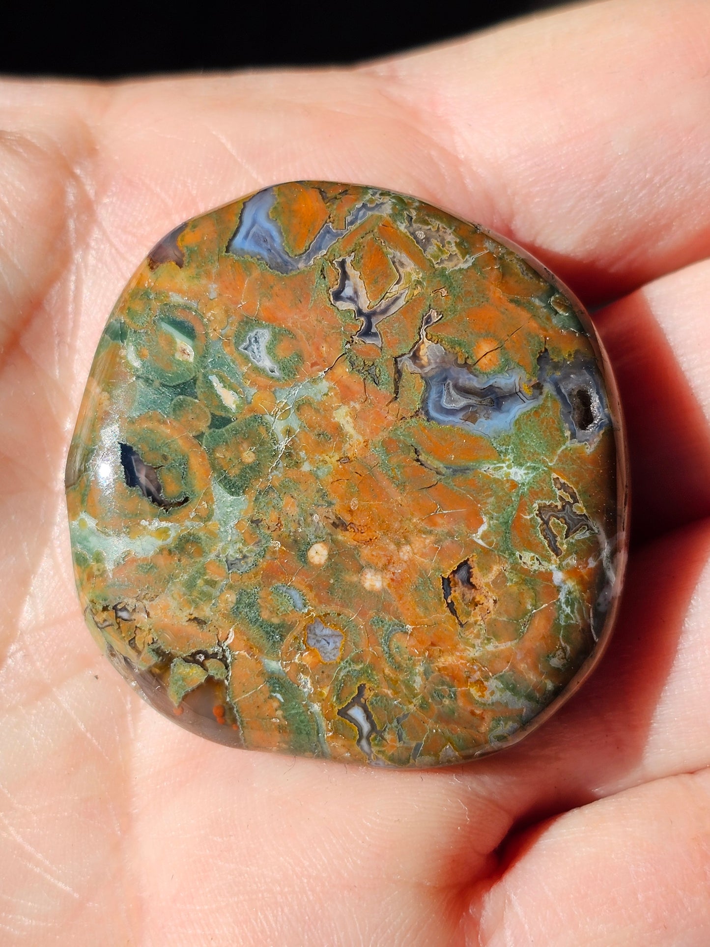 Galet plat de Rhyolite (à choisir)