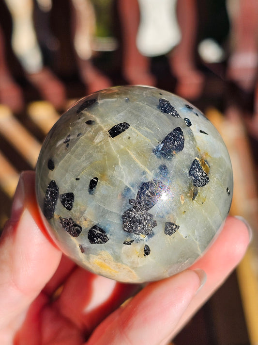 Sphère Garniérite (pierre de lune verte) GA4