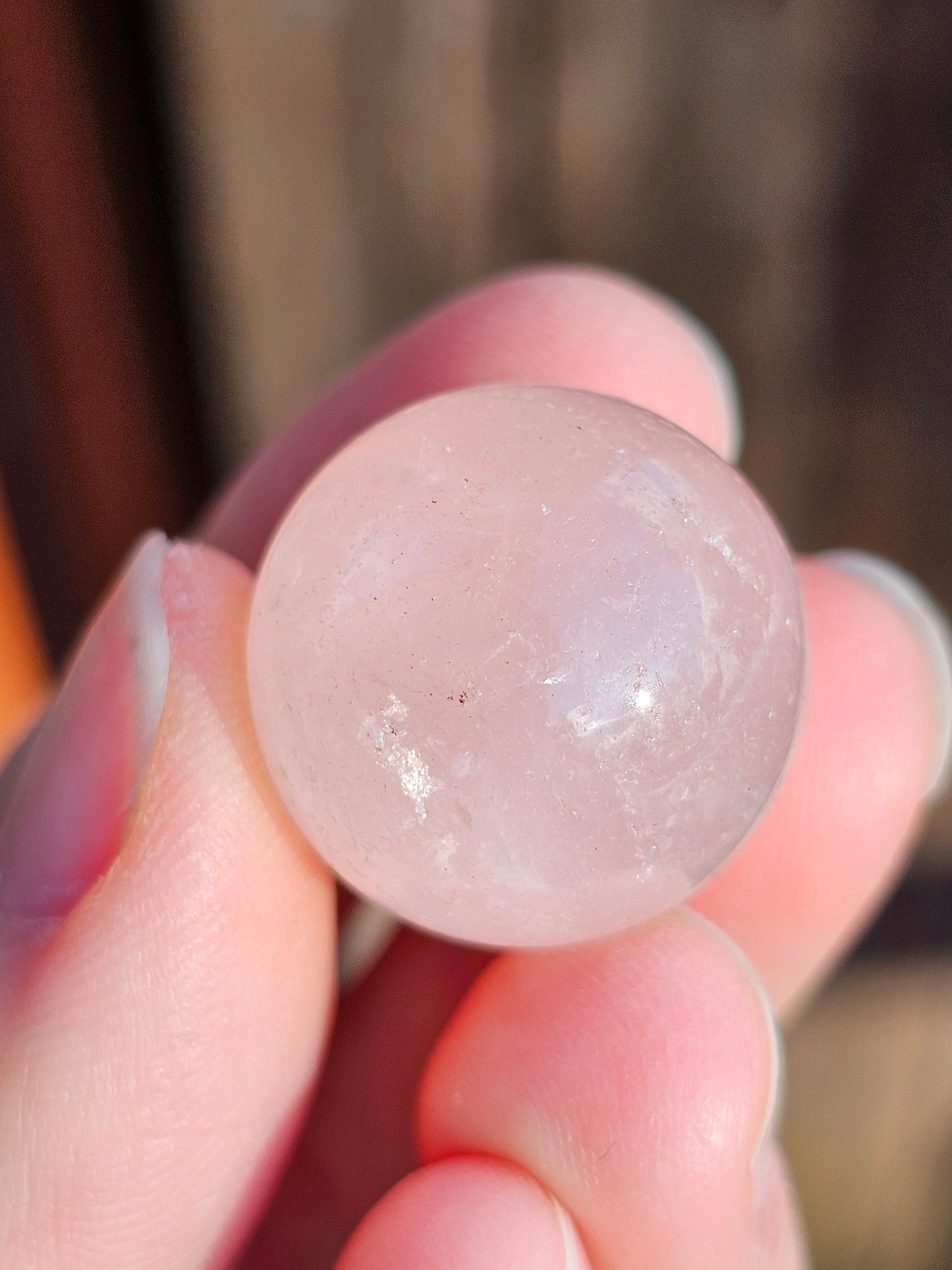 Petite sphère en Quartz rose E