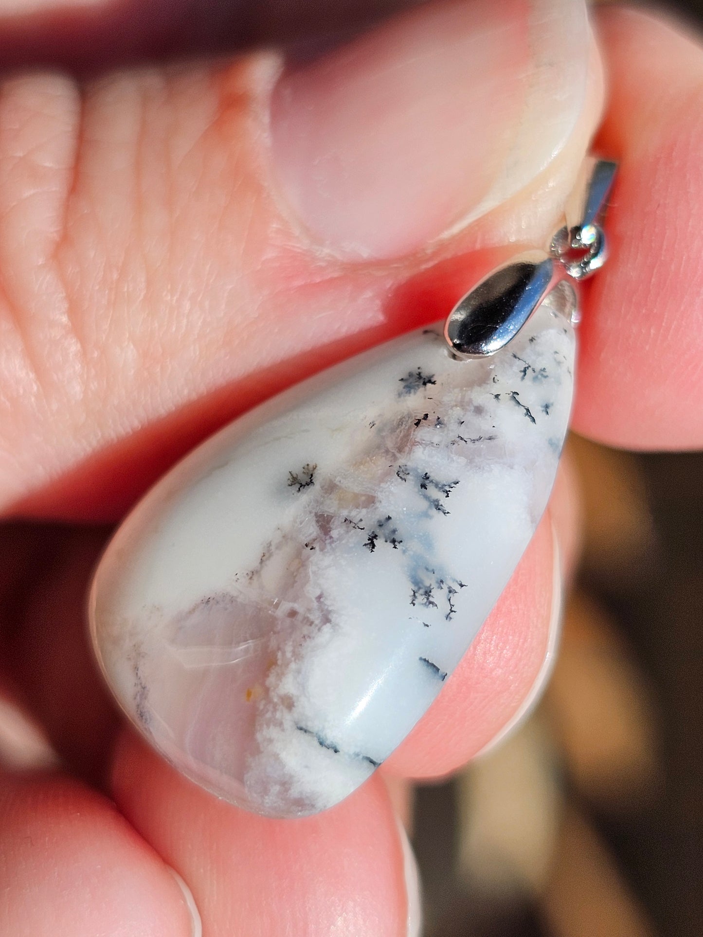 Pendentif en Opale dendritique OD4