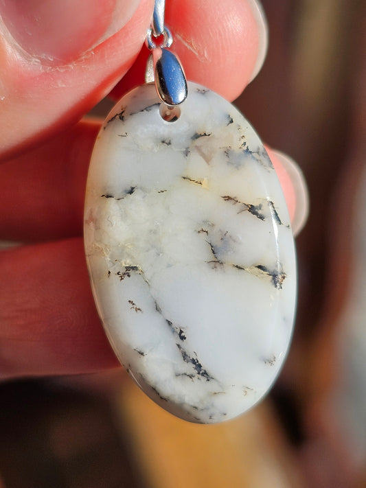 Pendentif en Opale dendritique OD10