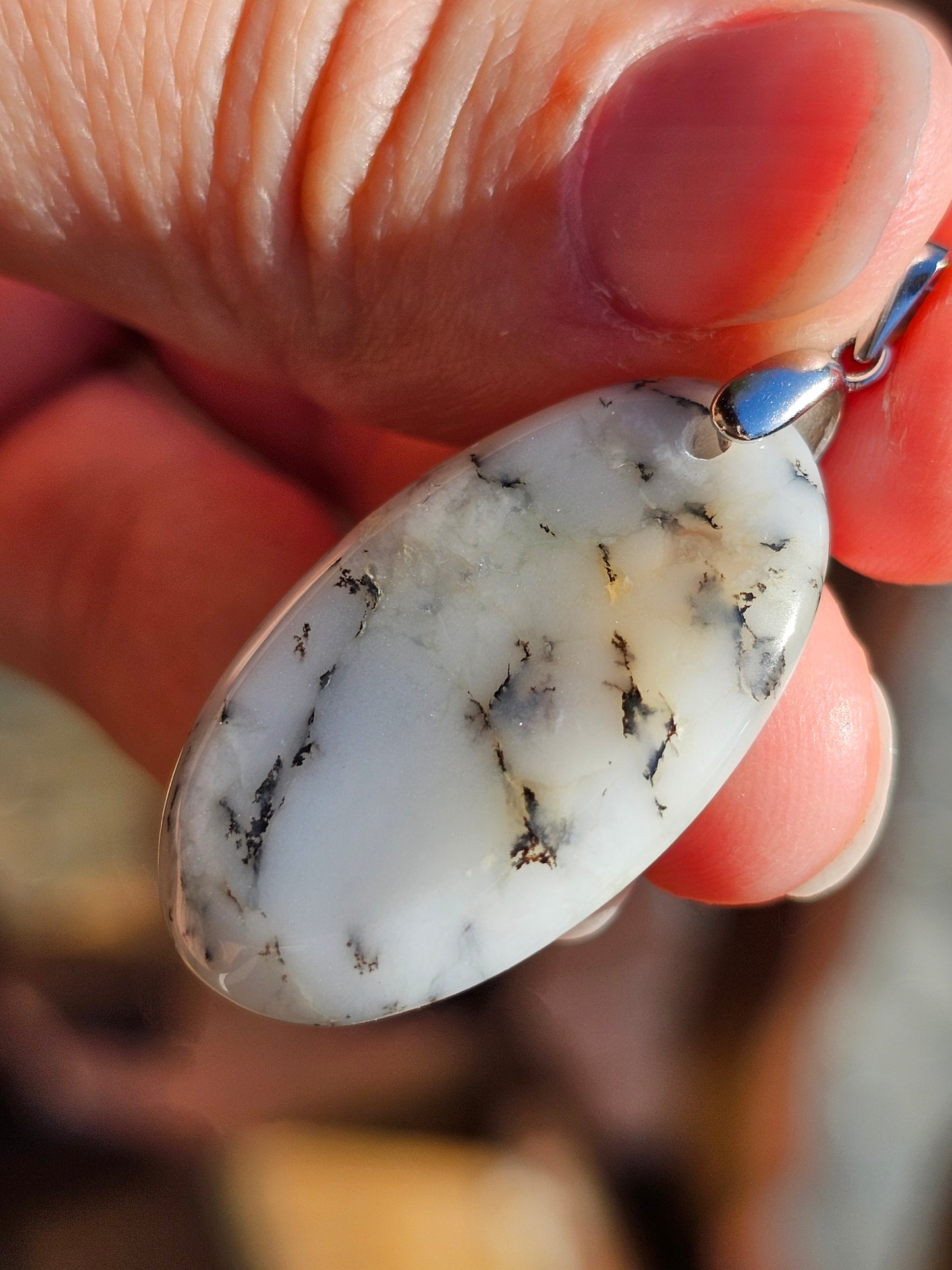 Pendentif en Opale dendritique OD10