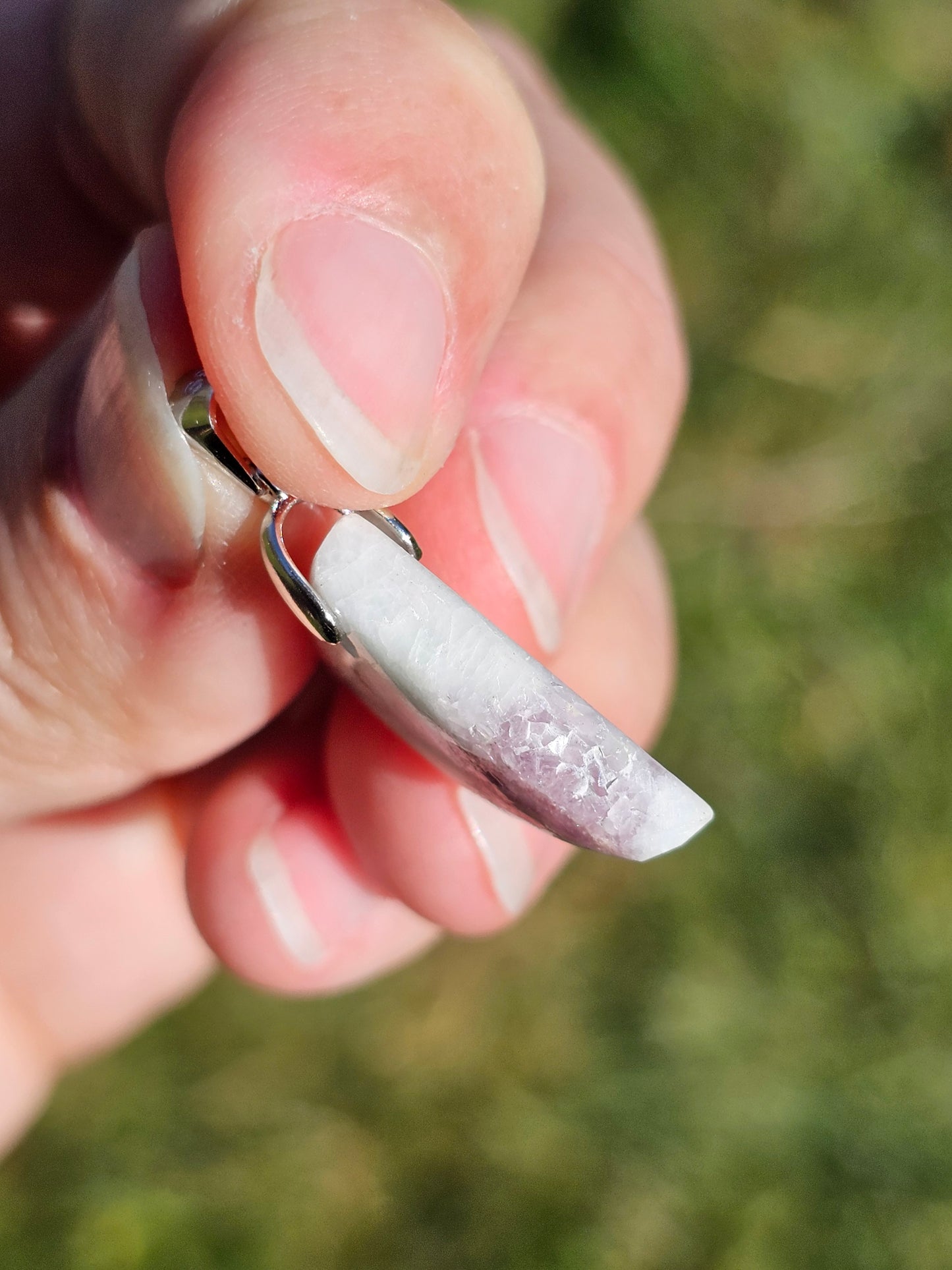 Pendentif en tourmaline rose sur quartz