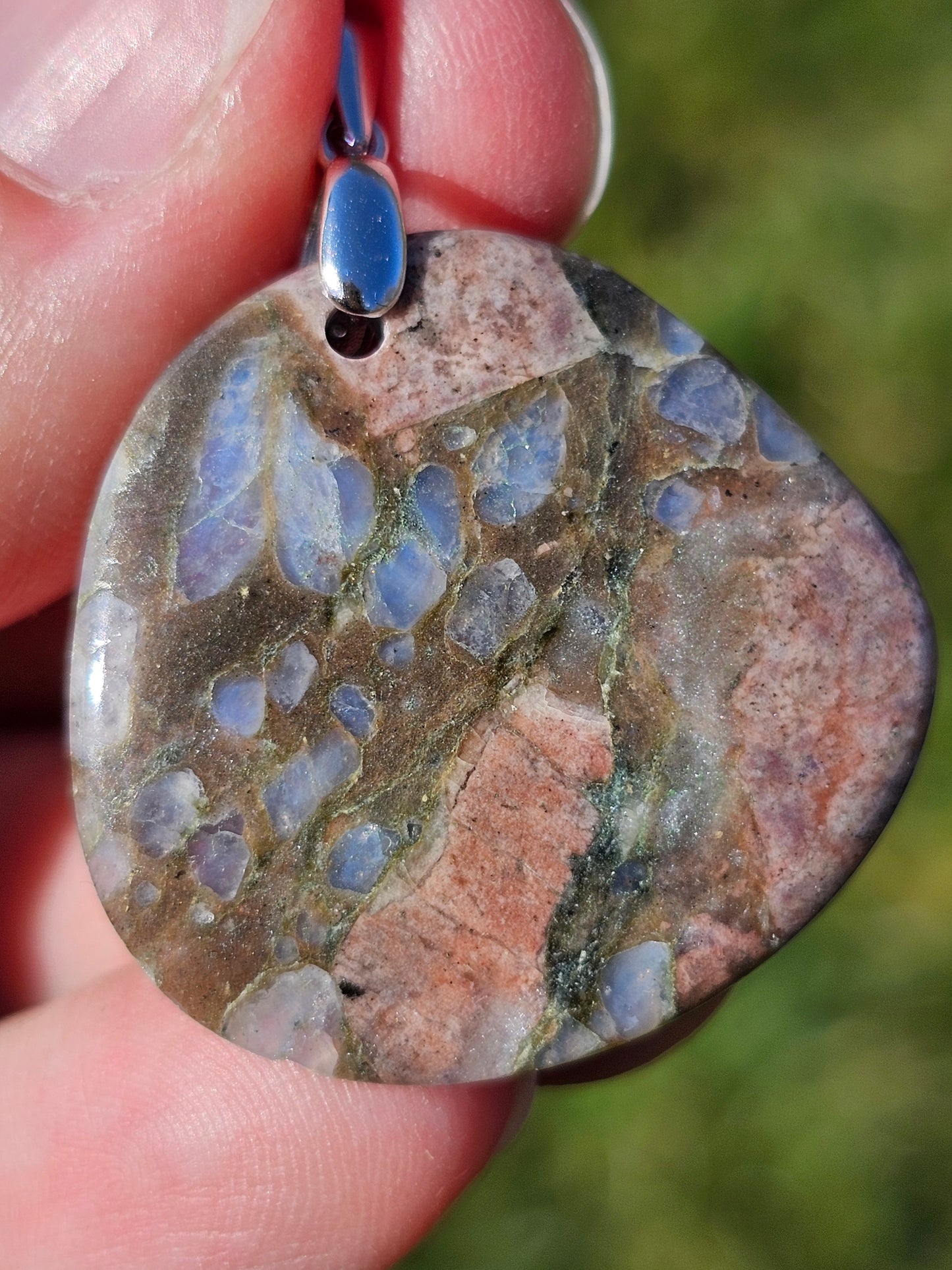 Pendentif en Que Sera