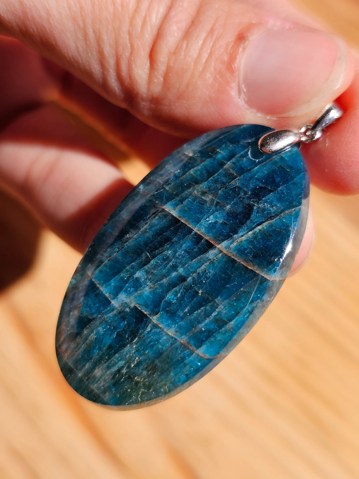 Pendentif en Apatite bleue