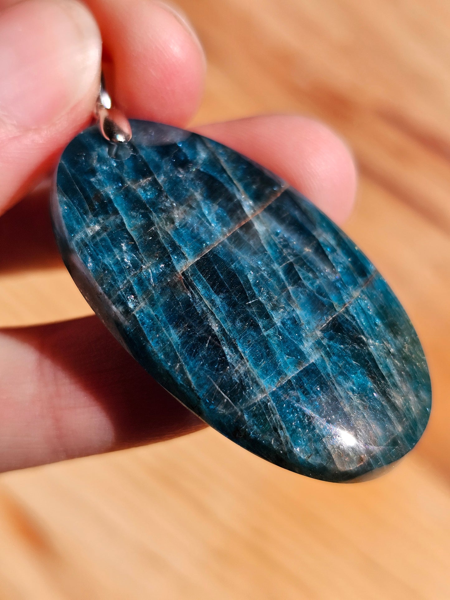 Pendentif en Apatite bleue