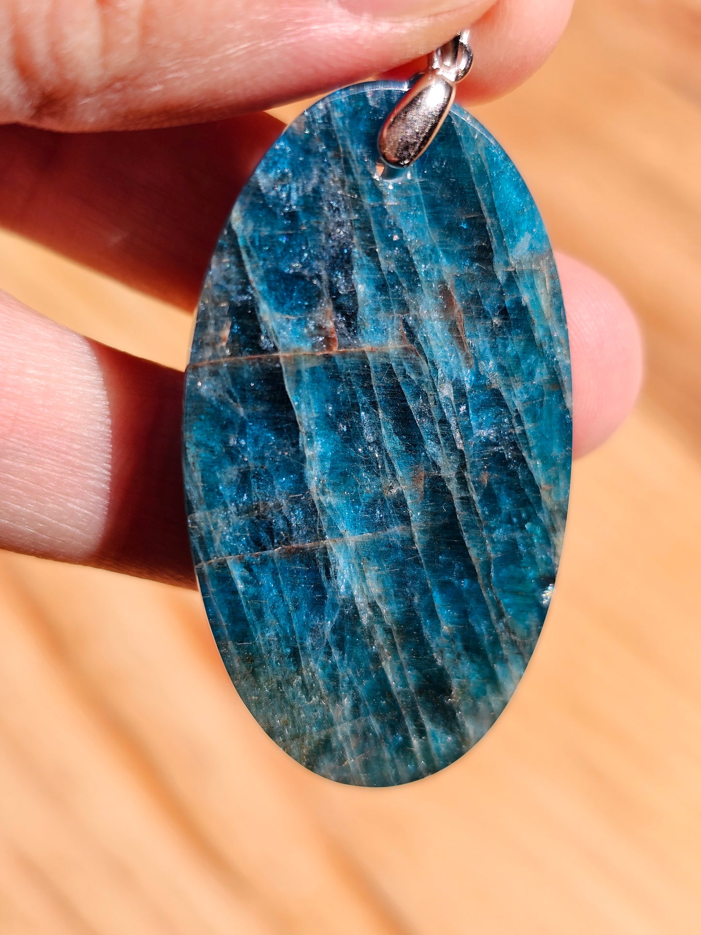 Pendentif en Apatite bleue