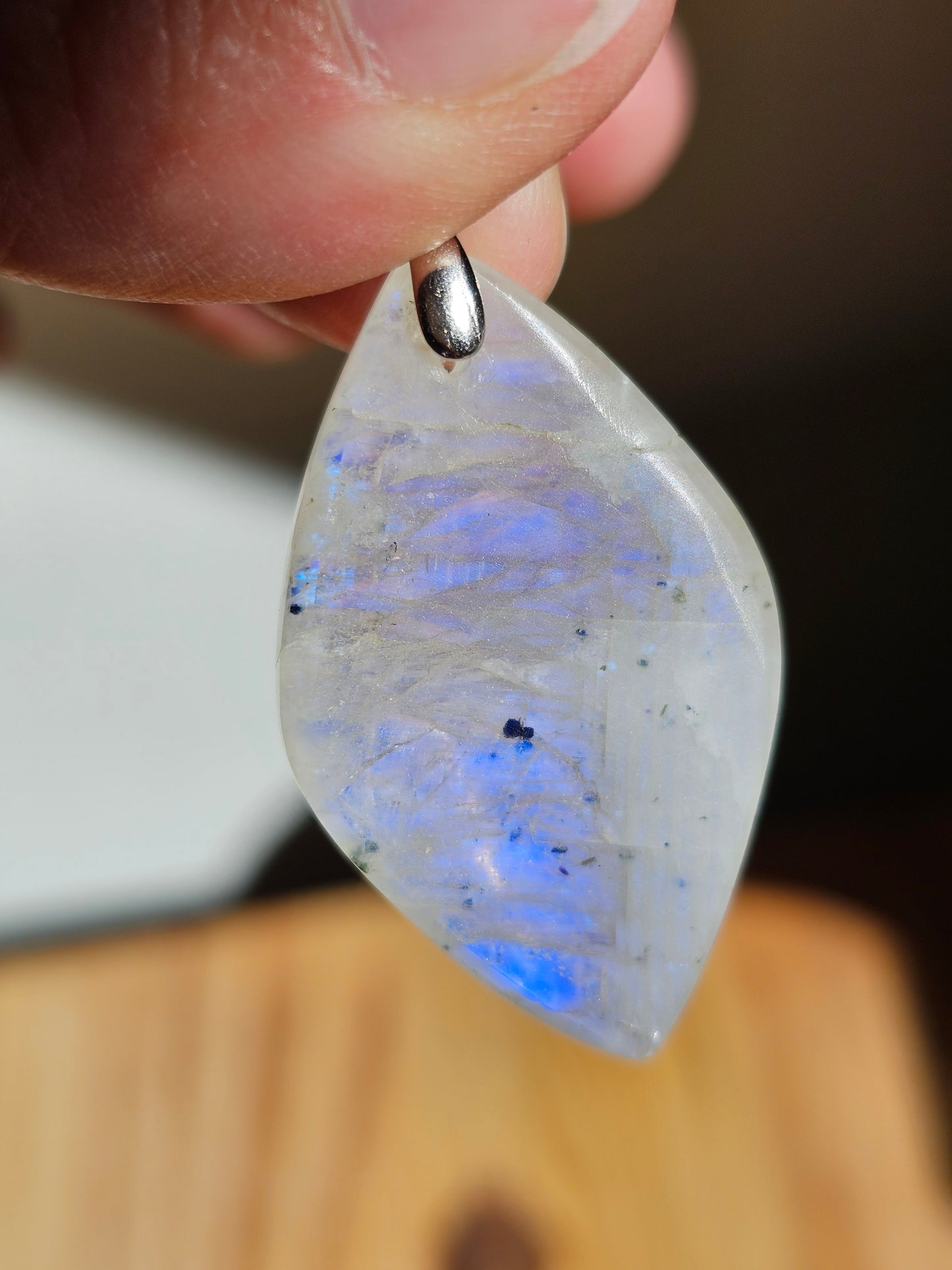 Pendentif en Pierre de Lune PL4