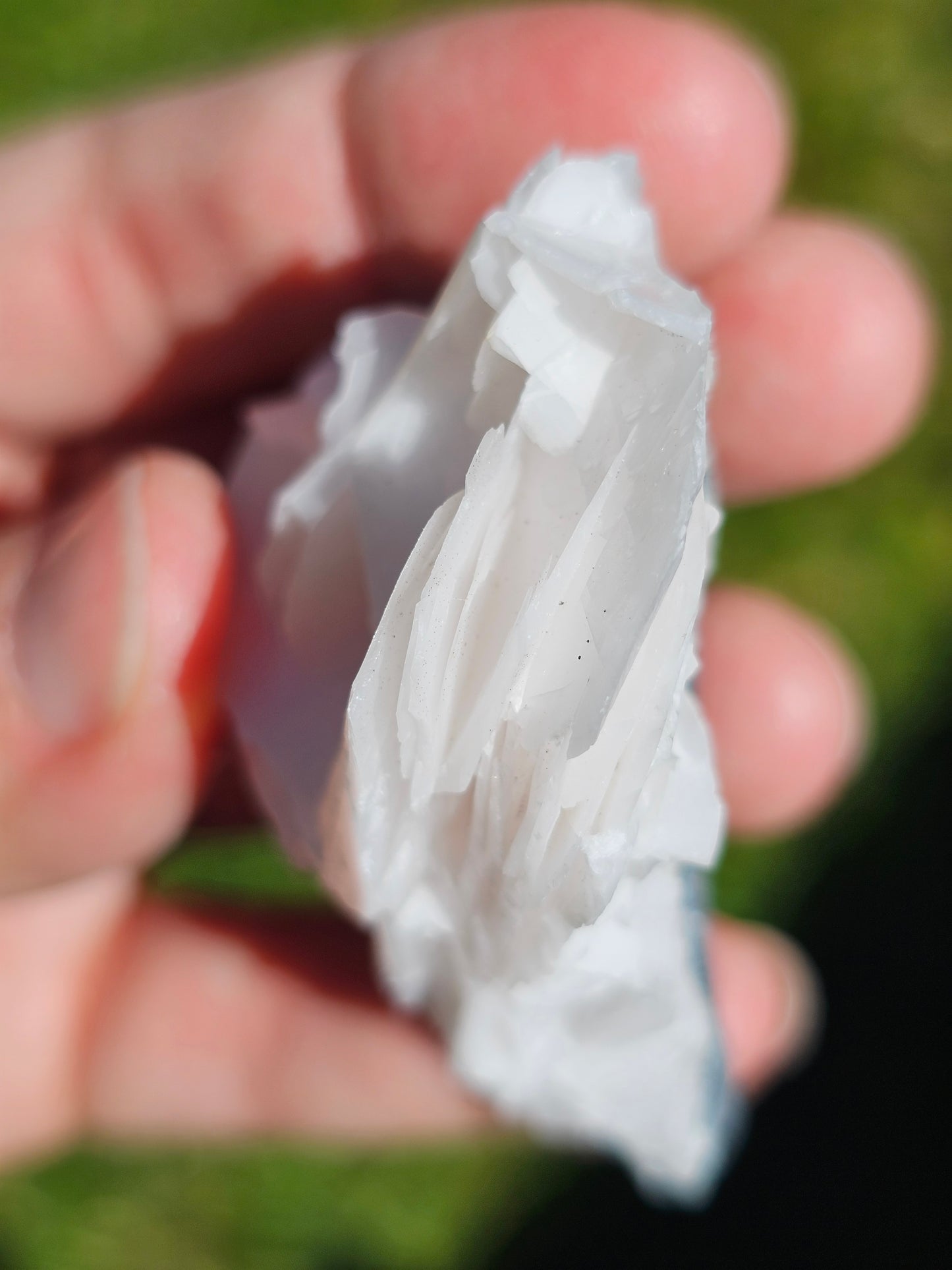 Calcite blanche de Chine (réactive UV) n°4