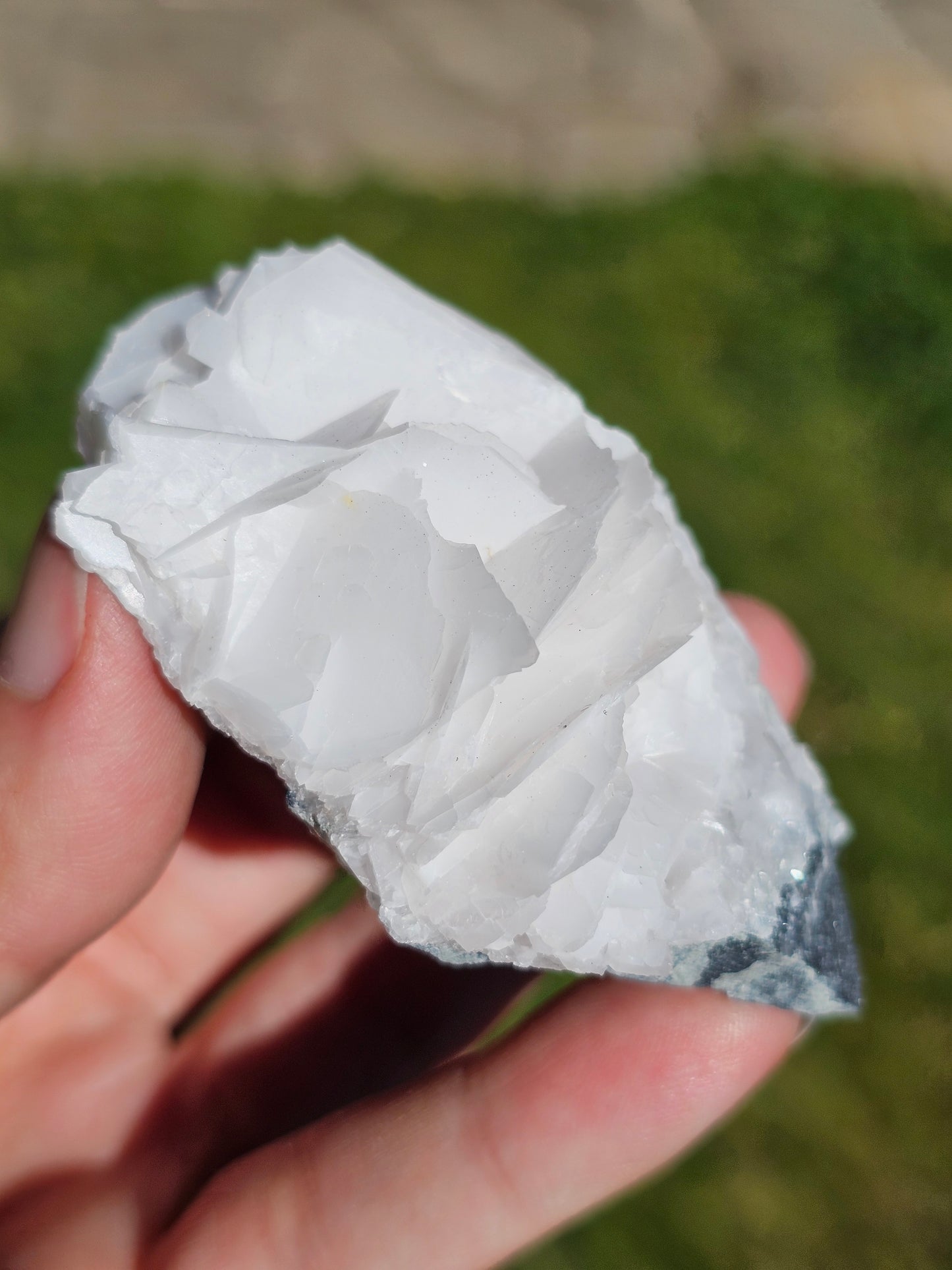 Calcite blanche de Chine (réactive UV) n°4
