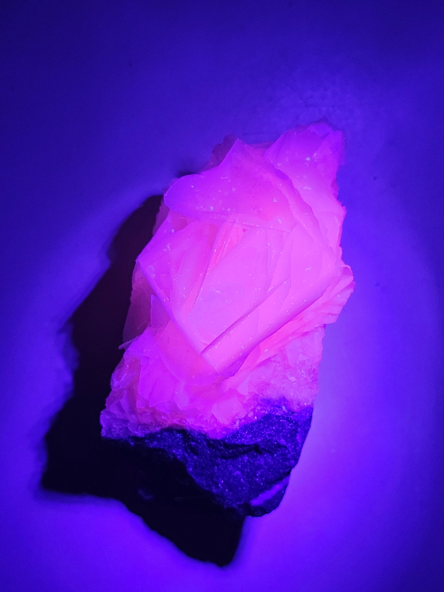 Calcite blanche de Chine (réactive UV) n°4