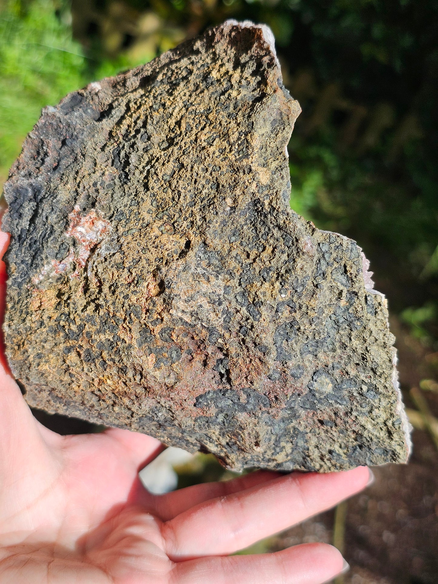 Superbe Géode d'Améthyste et Quartz hématoïde du Maroc