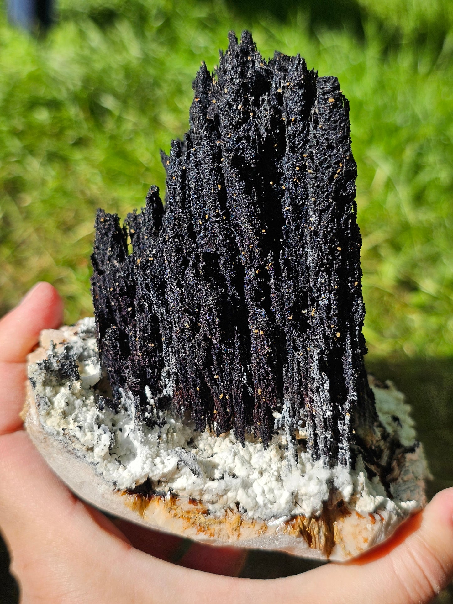 Incroyable Goethite du Maroc avec Baryte, Aragonite et Vanadinite