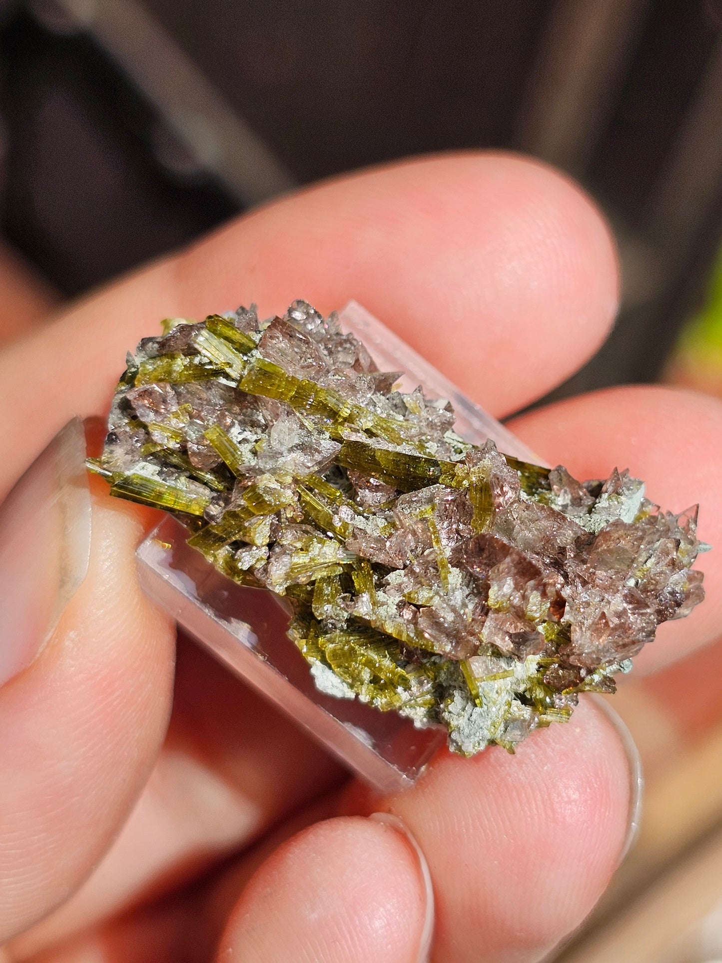Axinite et Epidote du Pakistan n°3