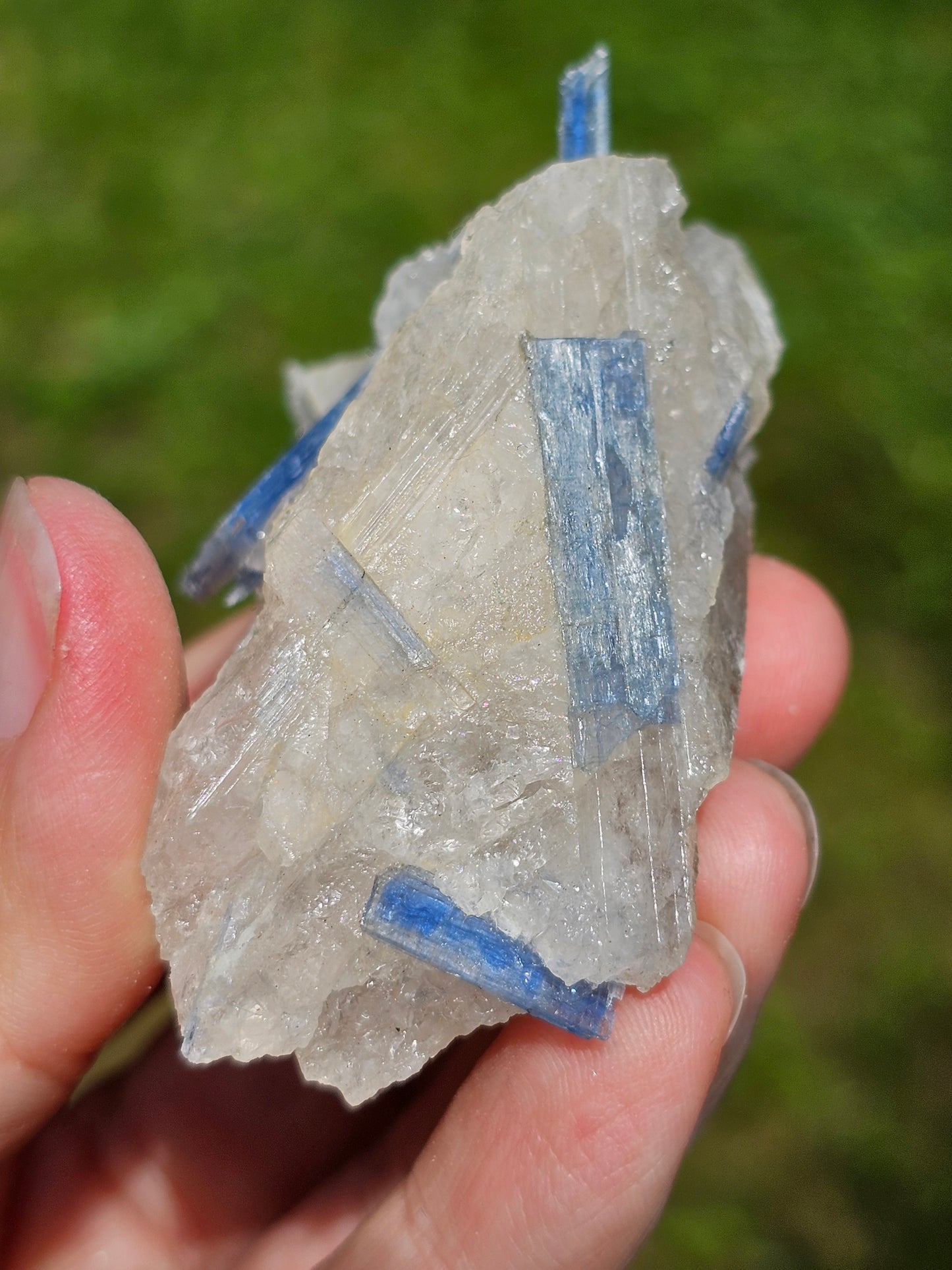 Cyanite bleue brute D