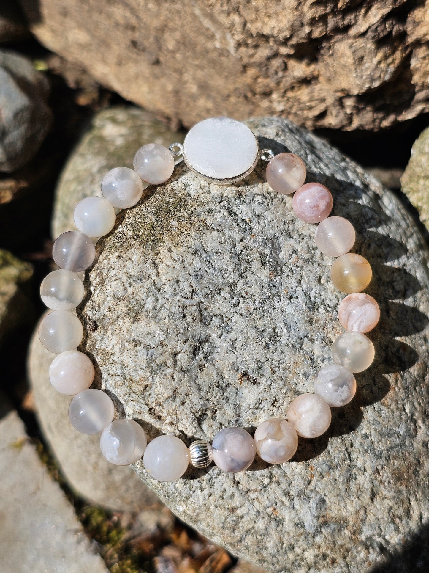 Bracelet Pierre de lune et Agate flleurs