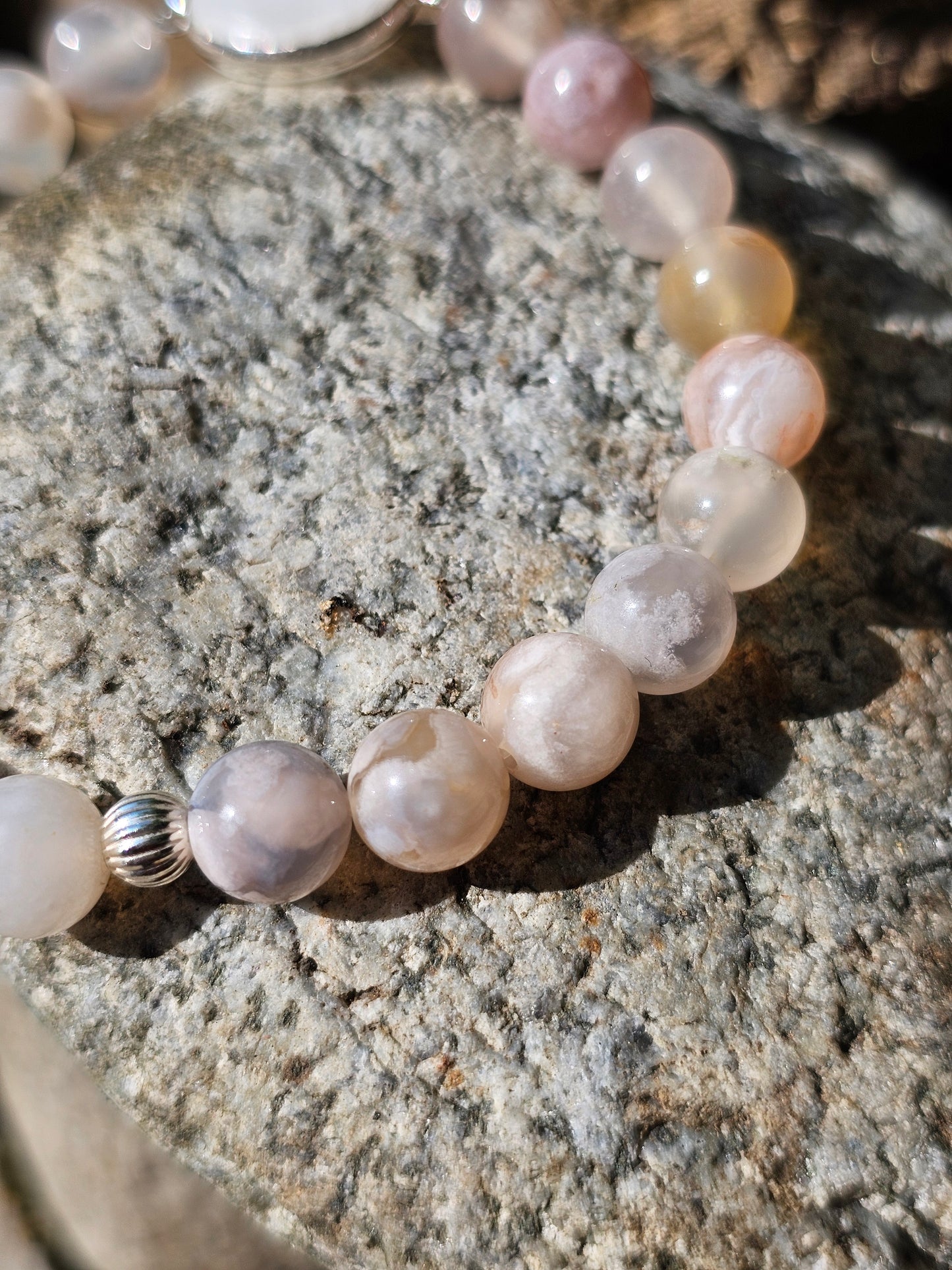 Bracelet Pierre de lune et Agate flleurs