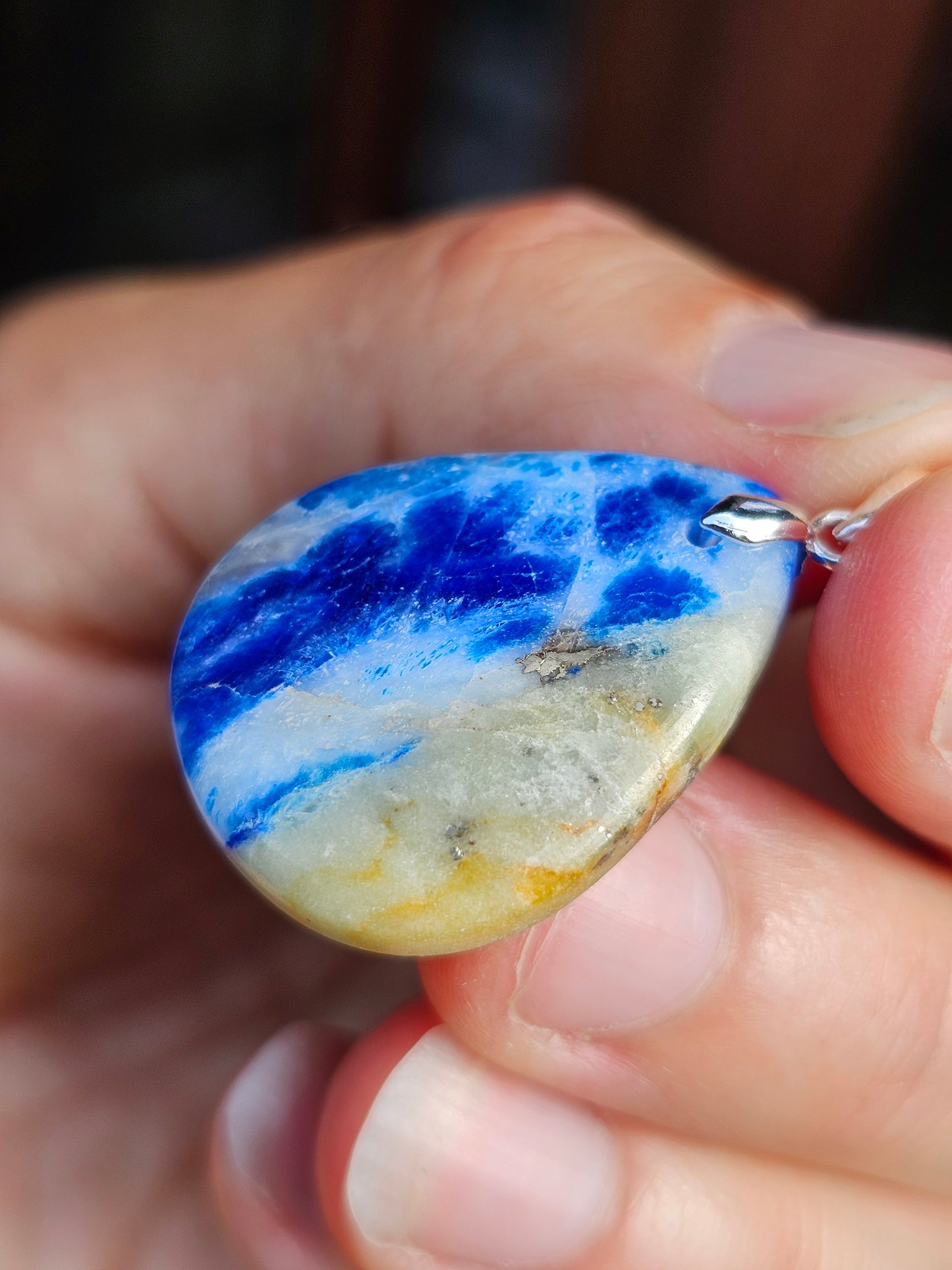 Pendentif Afghanite n°4 (réactif uv)