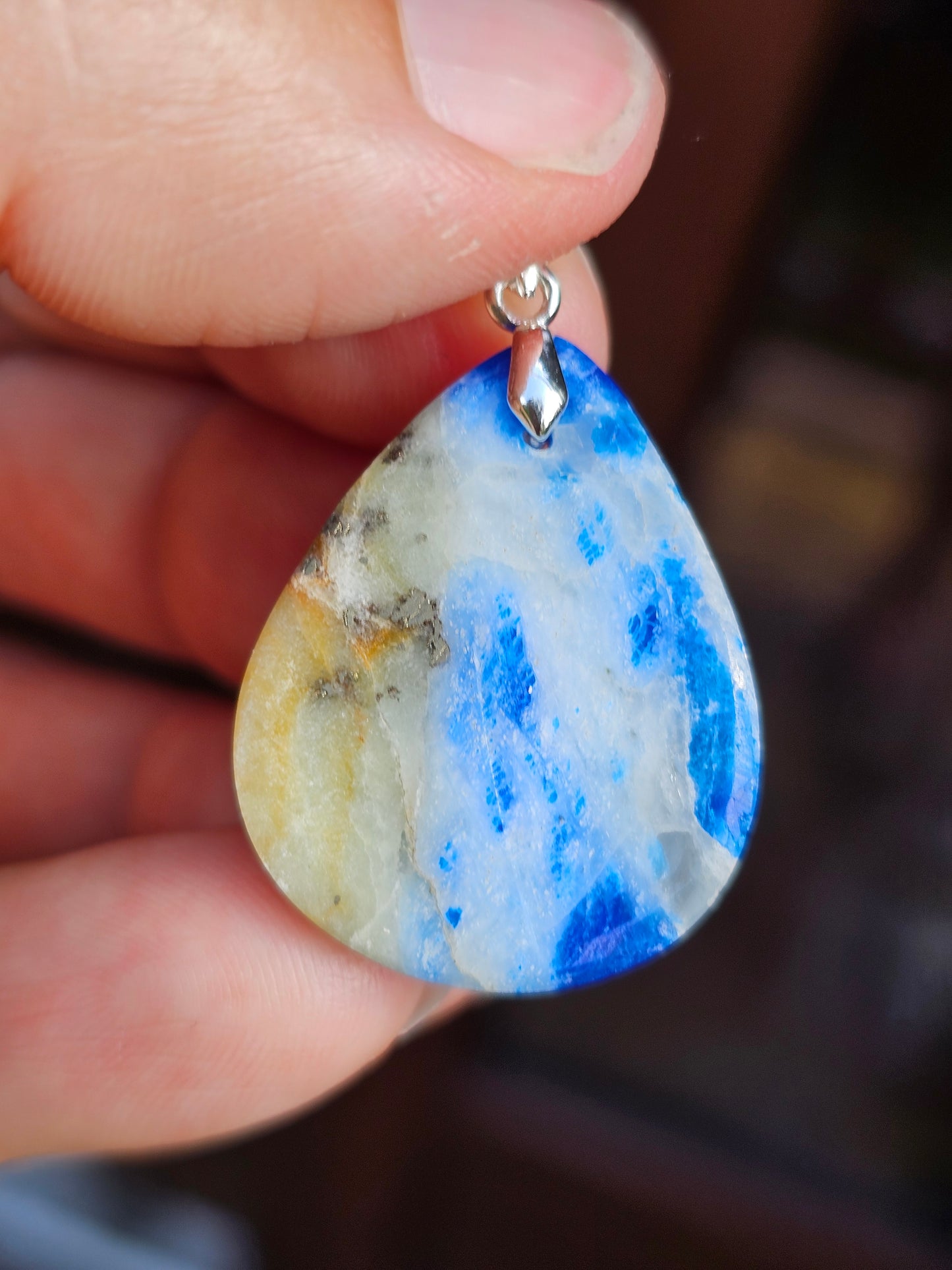 Pendentif Afghanite n°4 (réactif uv)