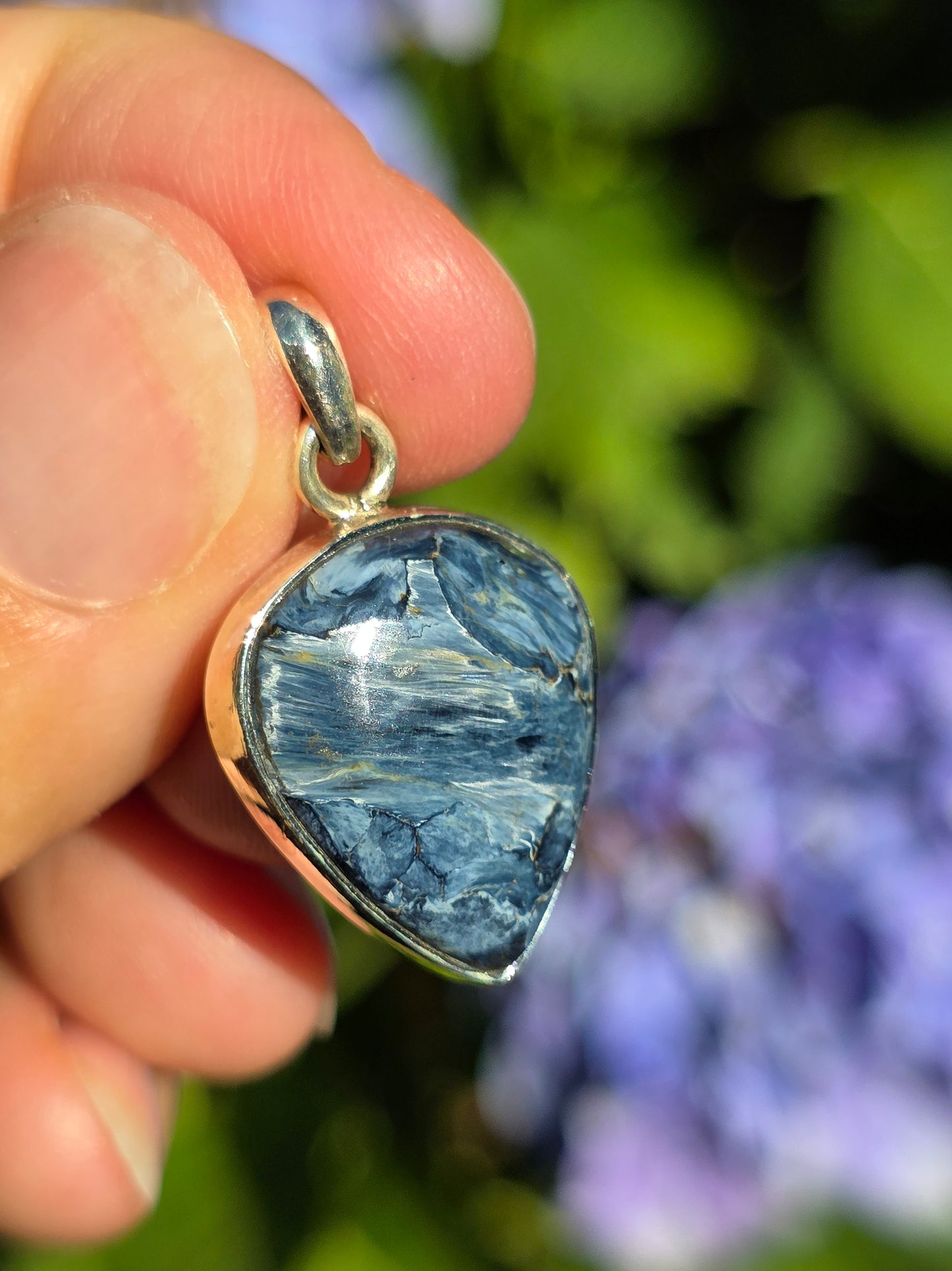 Pendentif en Pietersite serti argent 925 n°2