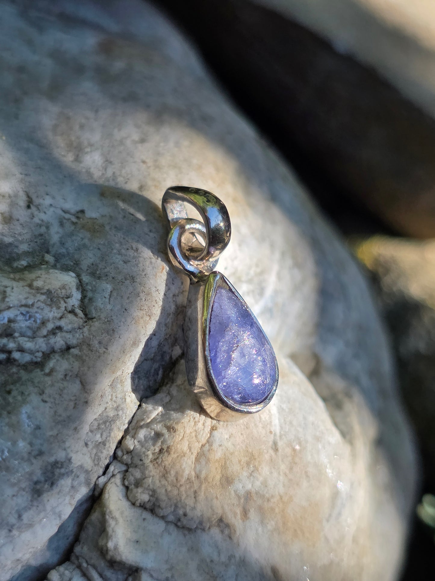 Pendentif rare en Tanzanite sertie argent 925 n°2
