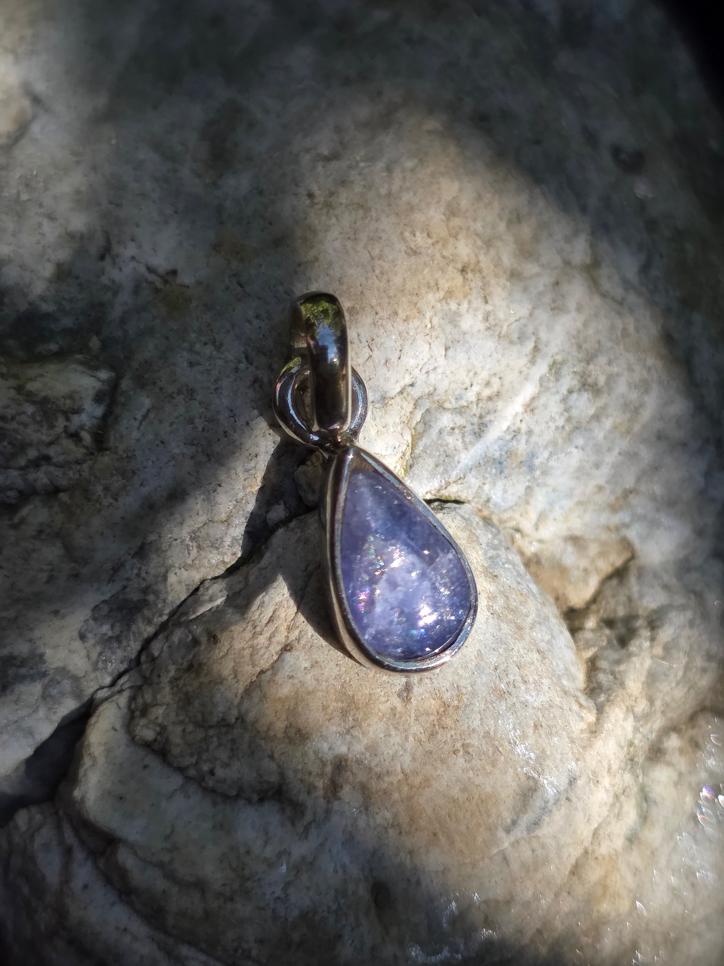 Pendentif rare en Tanzanite sertie argent 925 n°2