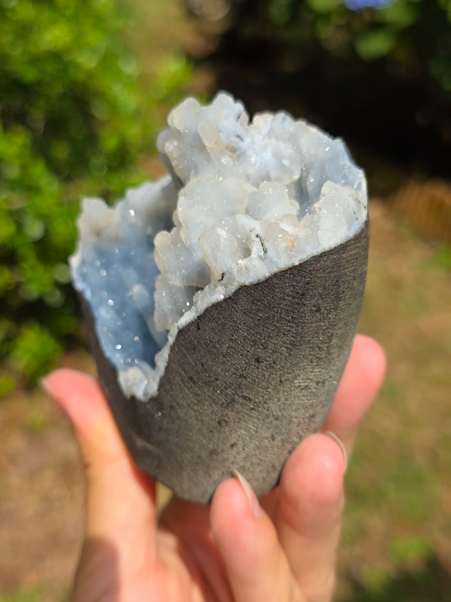 Calcédoine bleue avec Apophyllite n°3