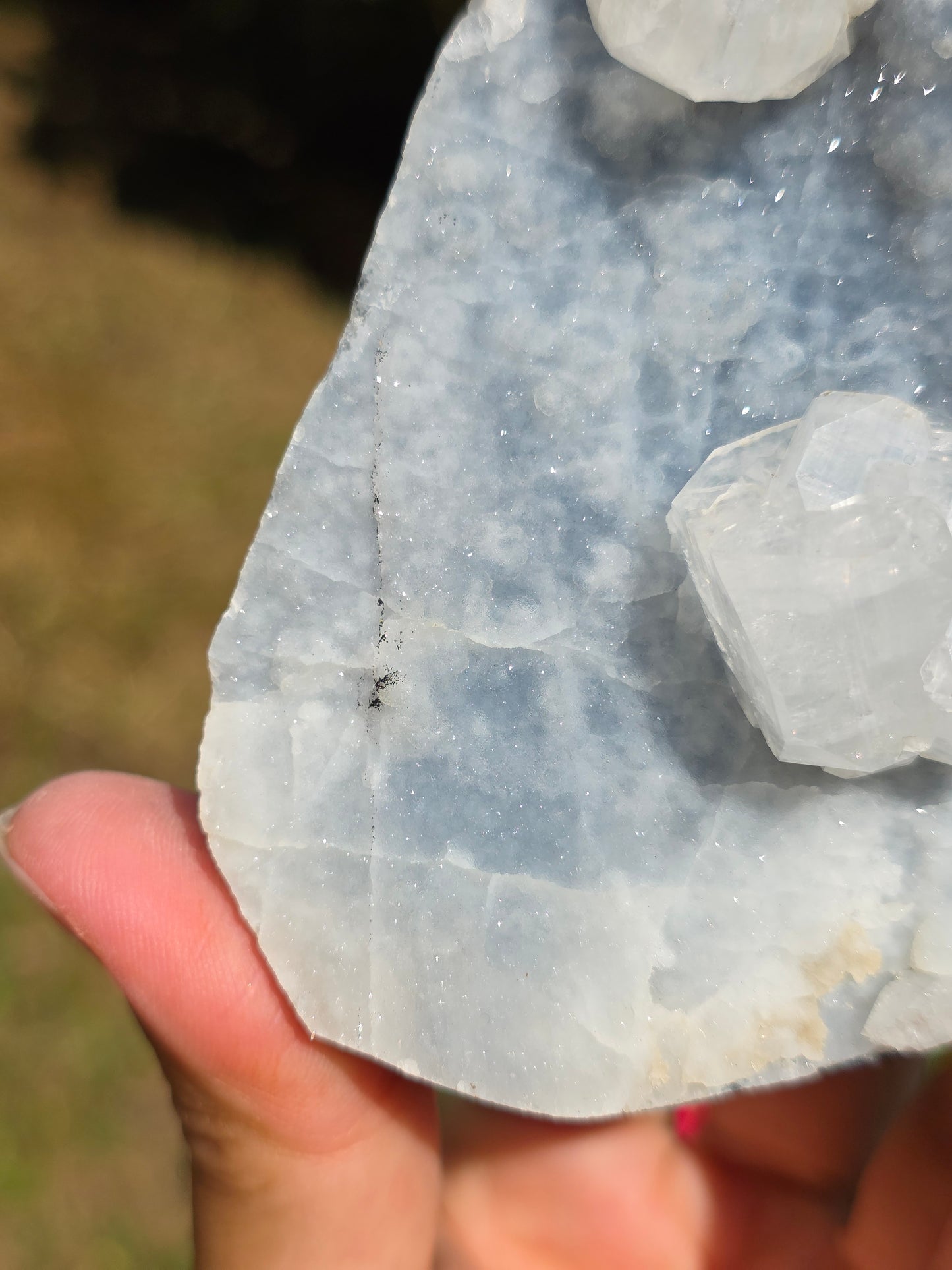 Calcédoine bleue avec Apophyllite n°5