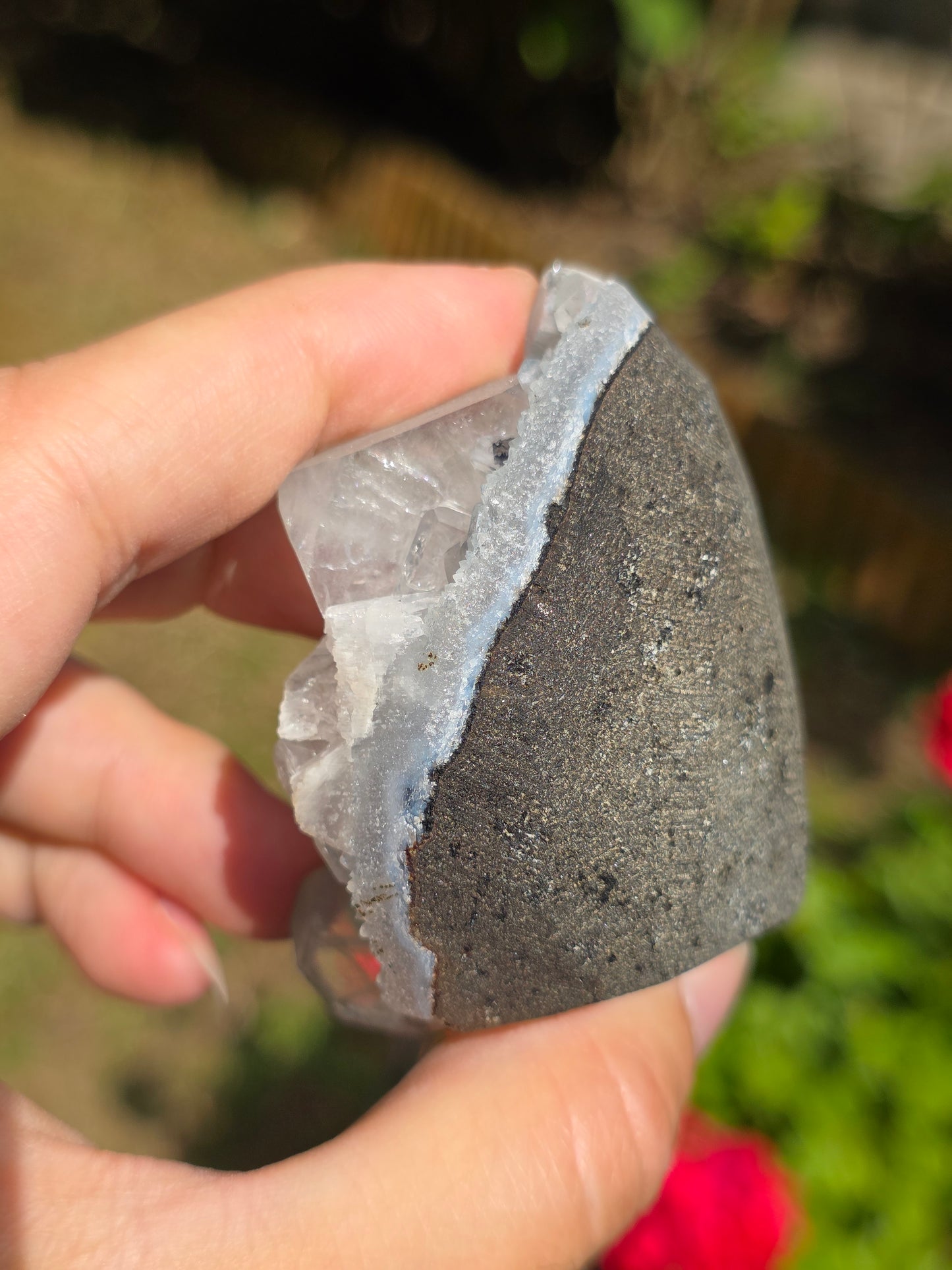 Calcédoine bleue avec Apophyllite n°8