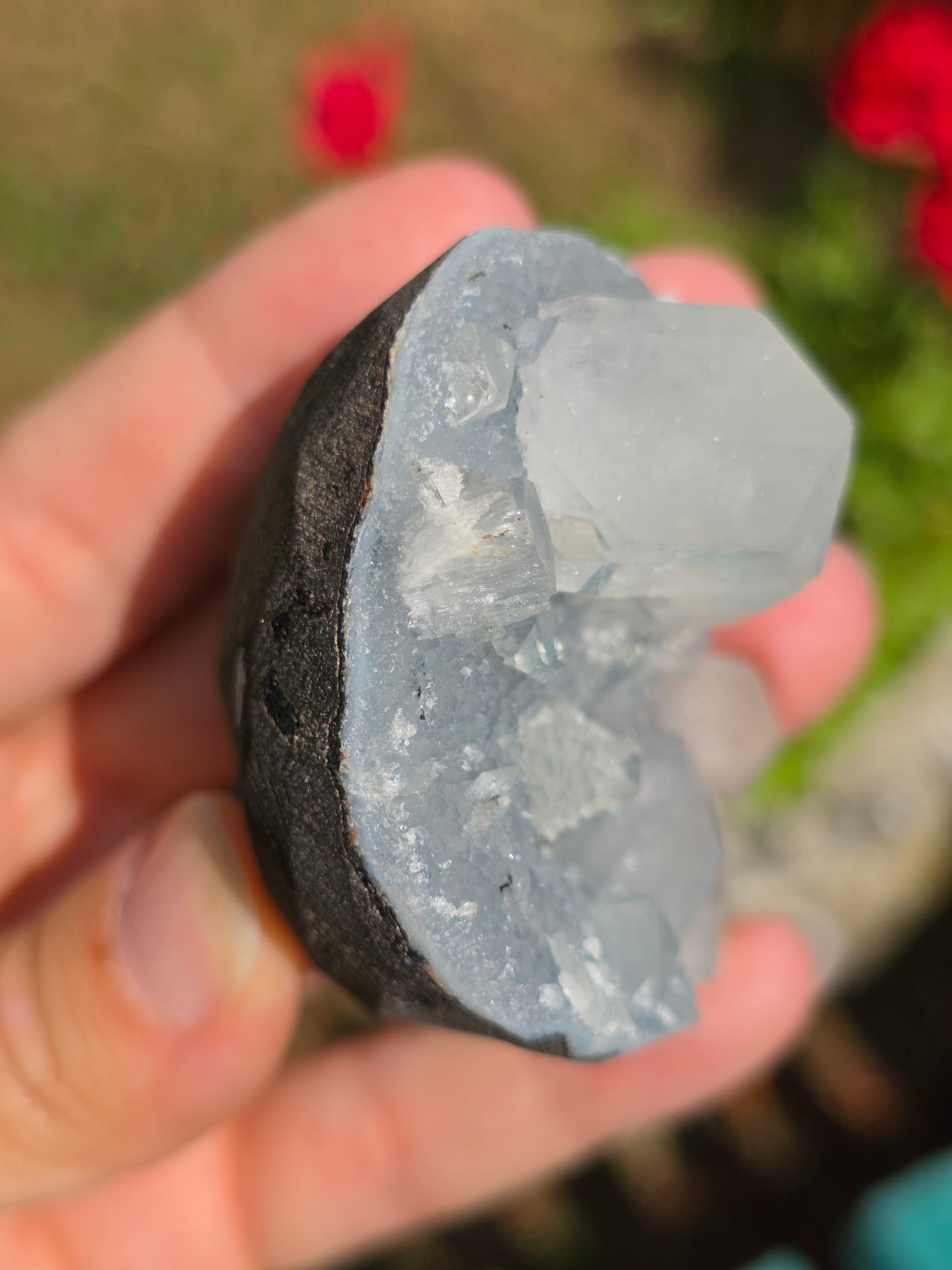 Calcédoine bleue avec Apophyllite n°8