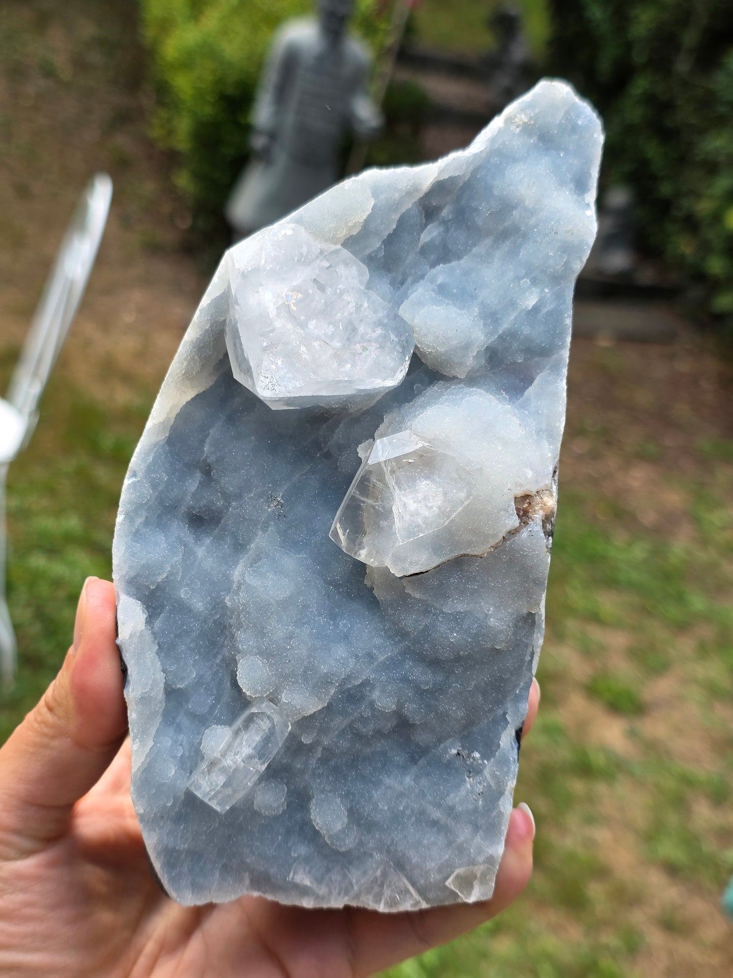 Calcédoine bleue avec Apophyllite n°19