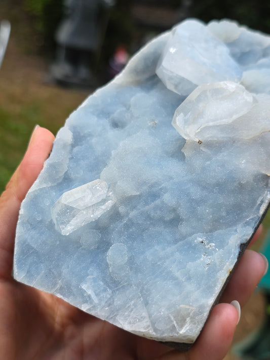 Calcédoine bleue avec Apophyllite n°19