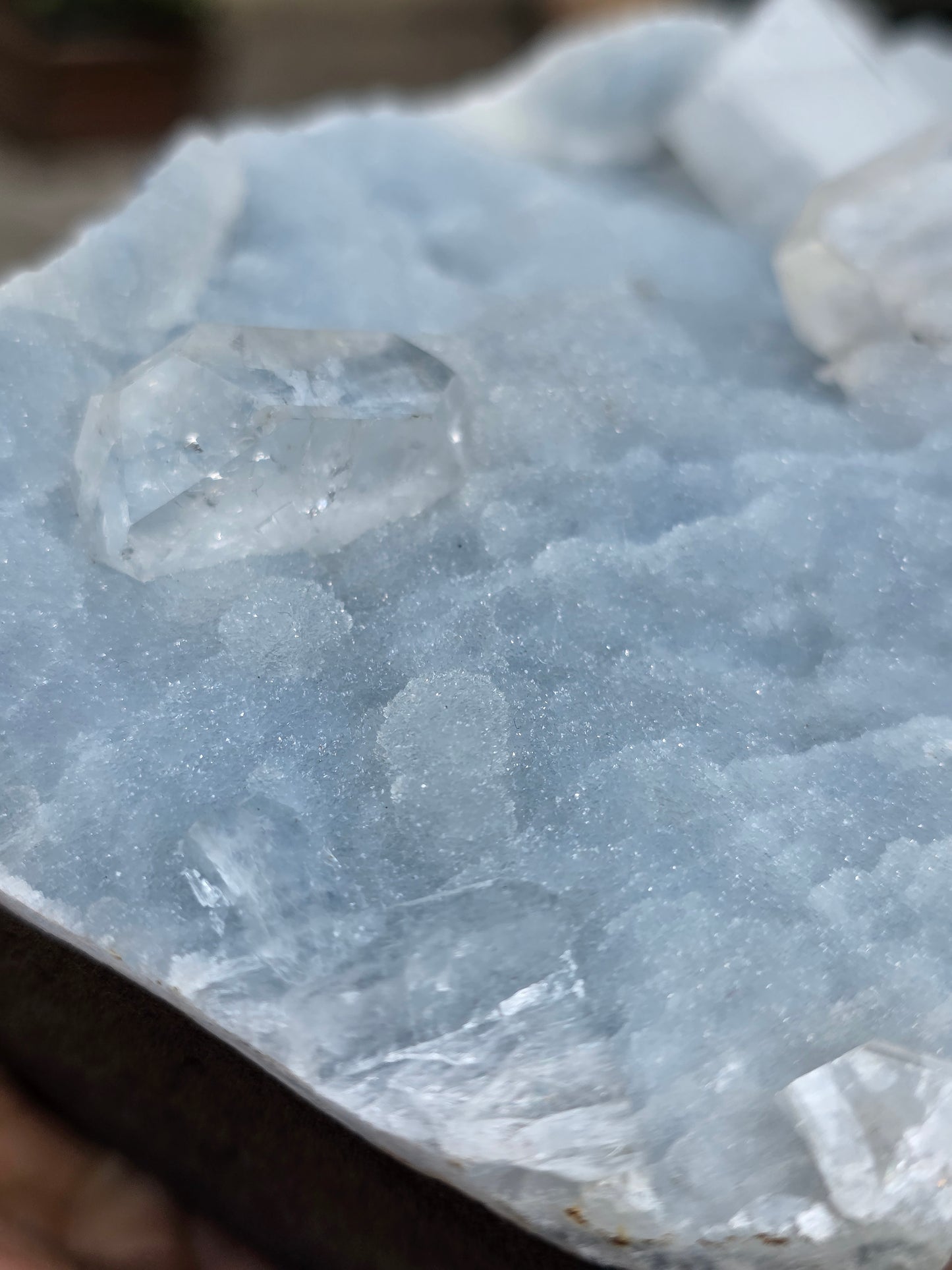 Calcédoine bleue avec Apophyllite n°19