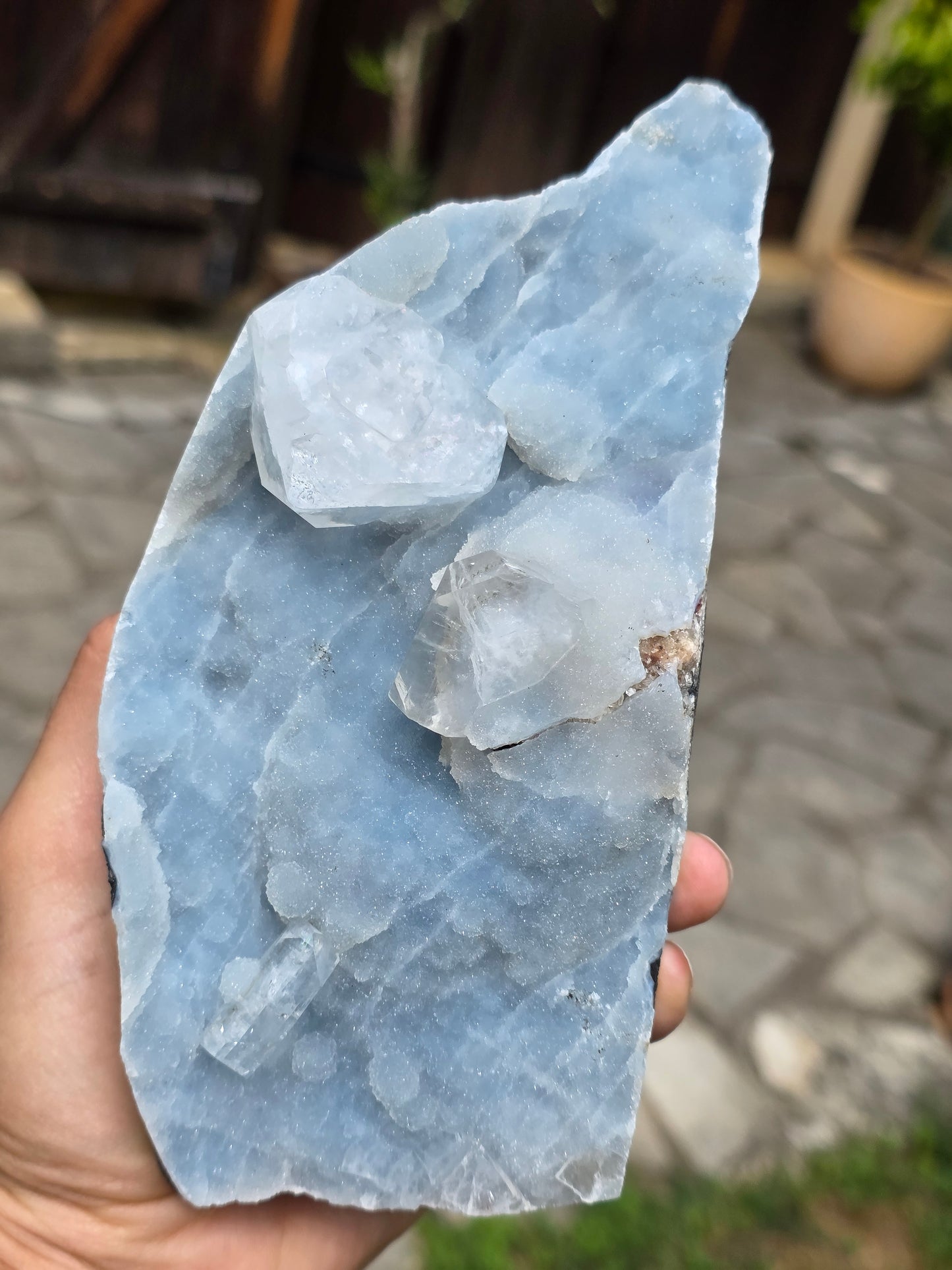 Calcédoine bleue avec Apophyllite n°19