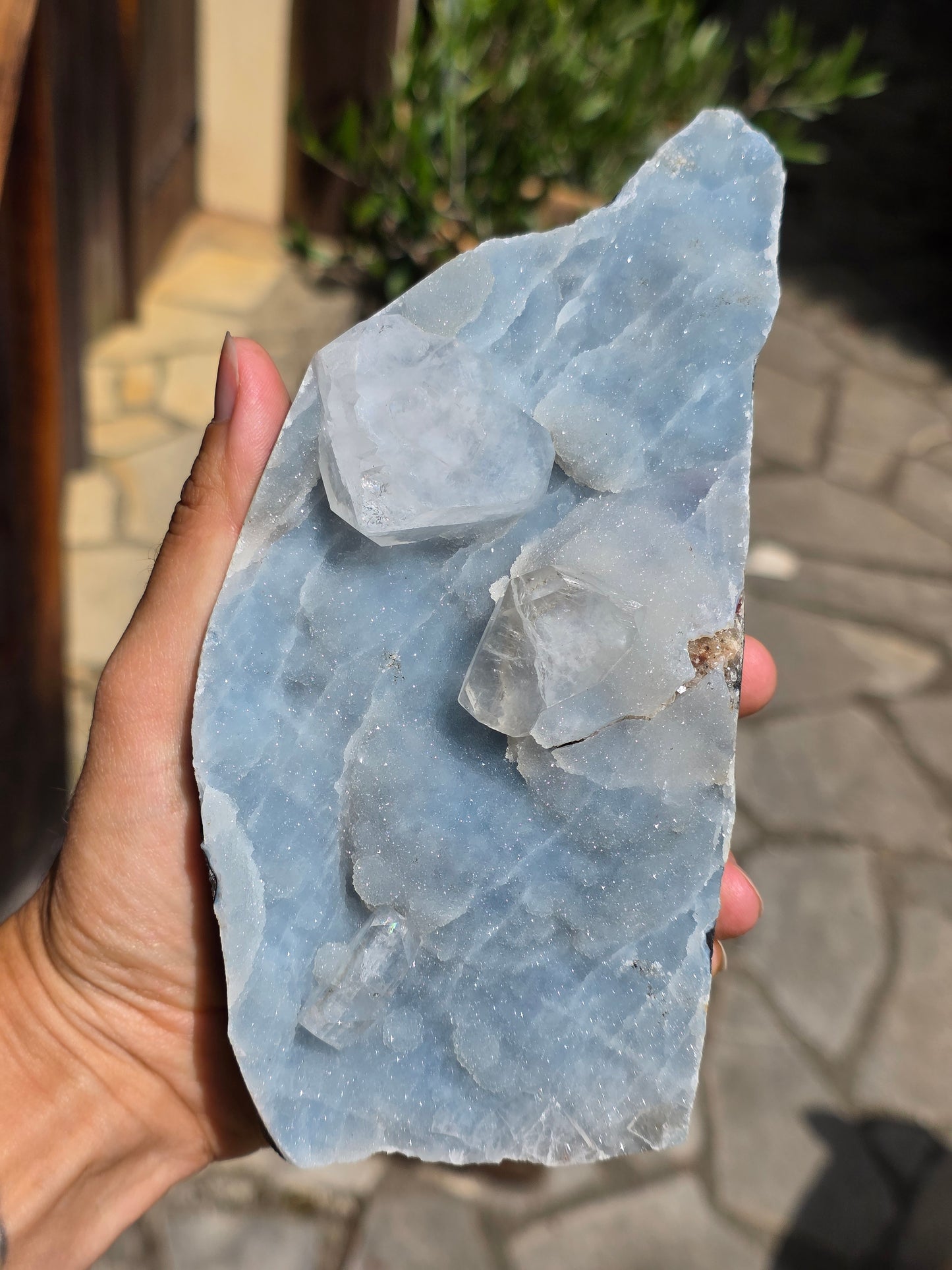 Calcédoine bleue avec Apophyllite n°19