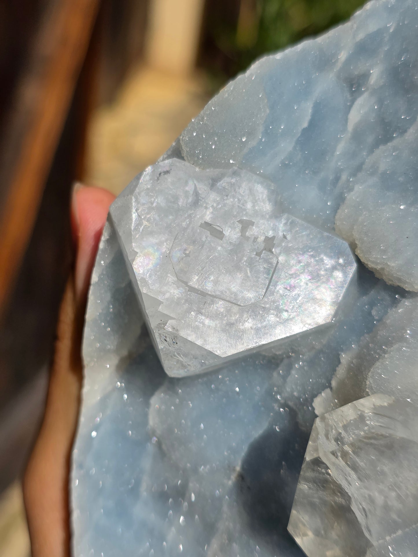 Calcédoine bleue avec Apophyllite n°19