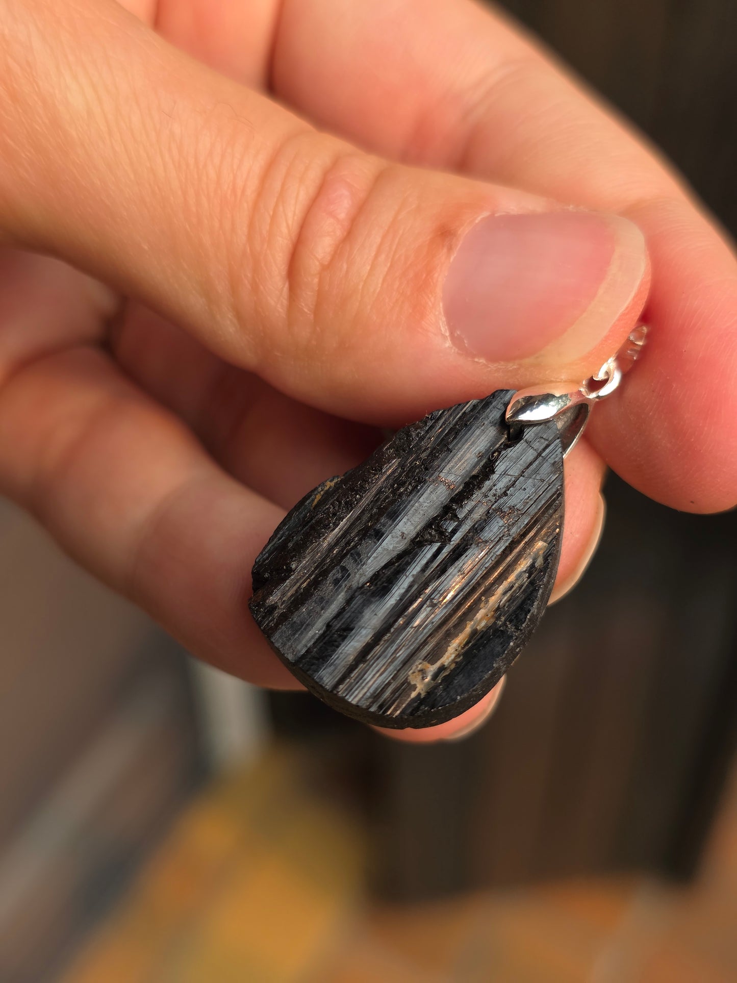 Pendentif Tourmaline noire brute n°5