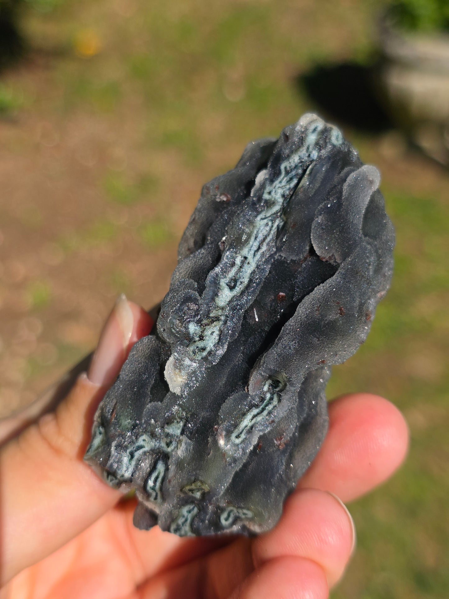 Calcédoine d'Inde avec heulandite rouge n°24