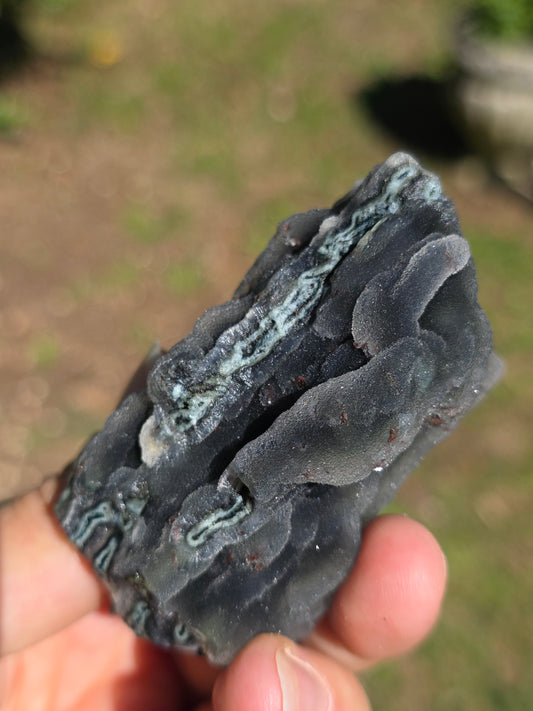 Calcédoine d'Inde avec heulandite rouge n°24