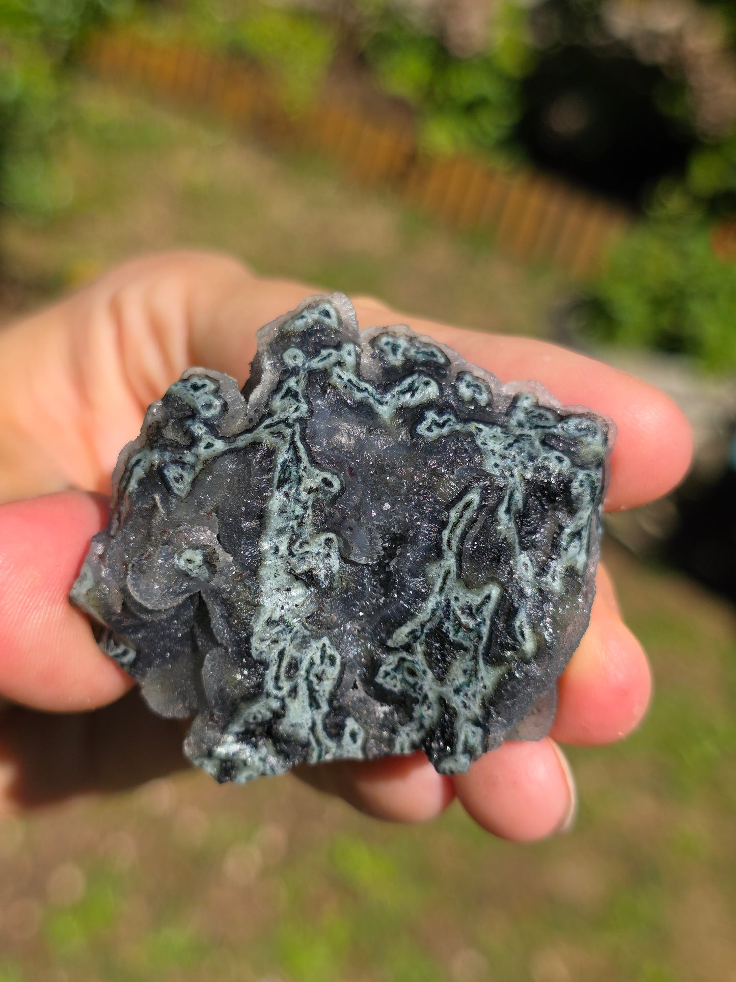 Calcédoine d'Inde avec heulandite rouge n°27