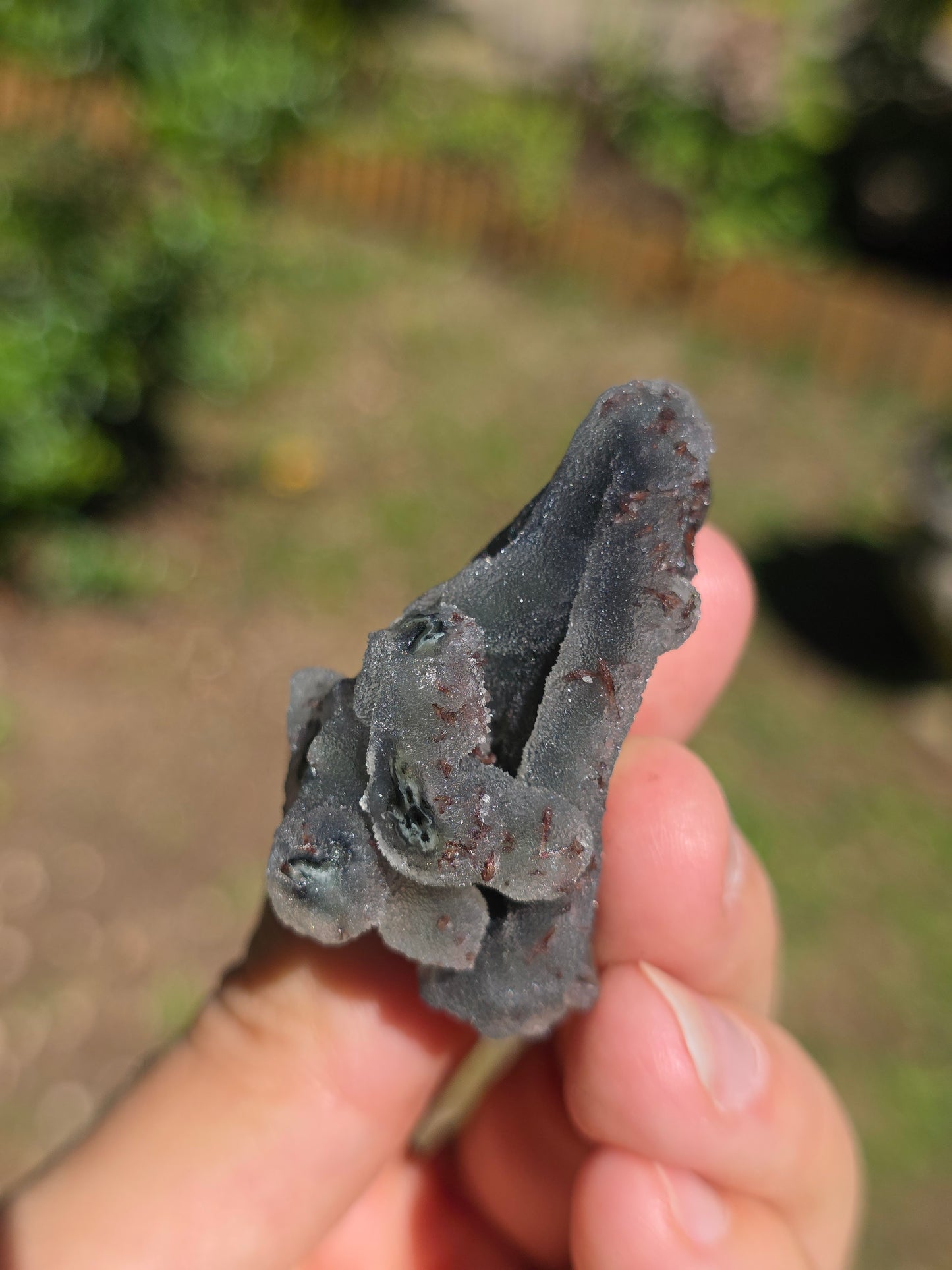 Calcédoine d'Inde avec heulandite rouge n°29