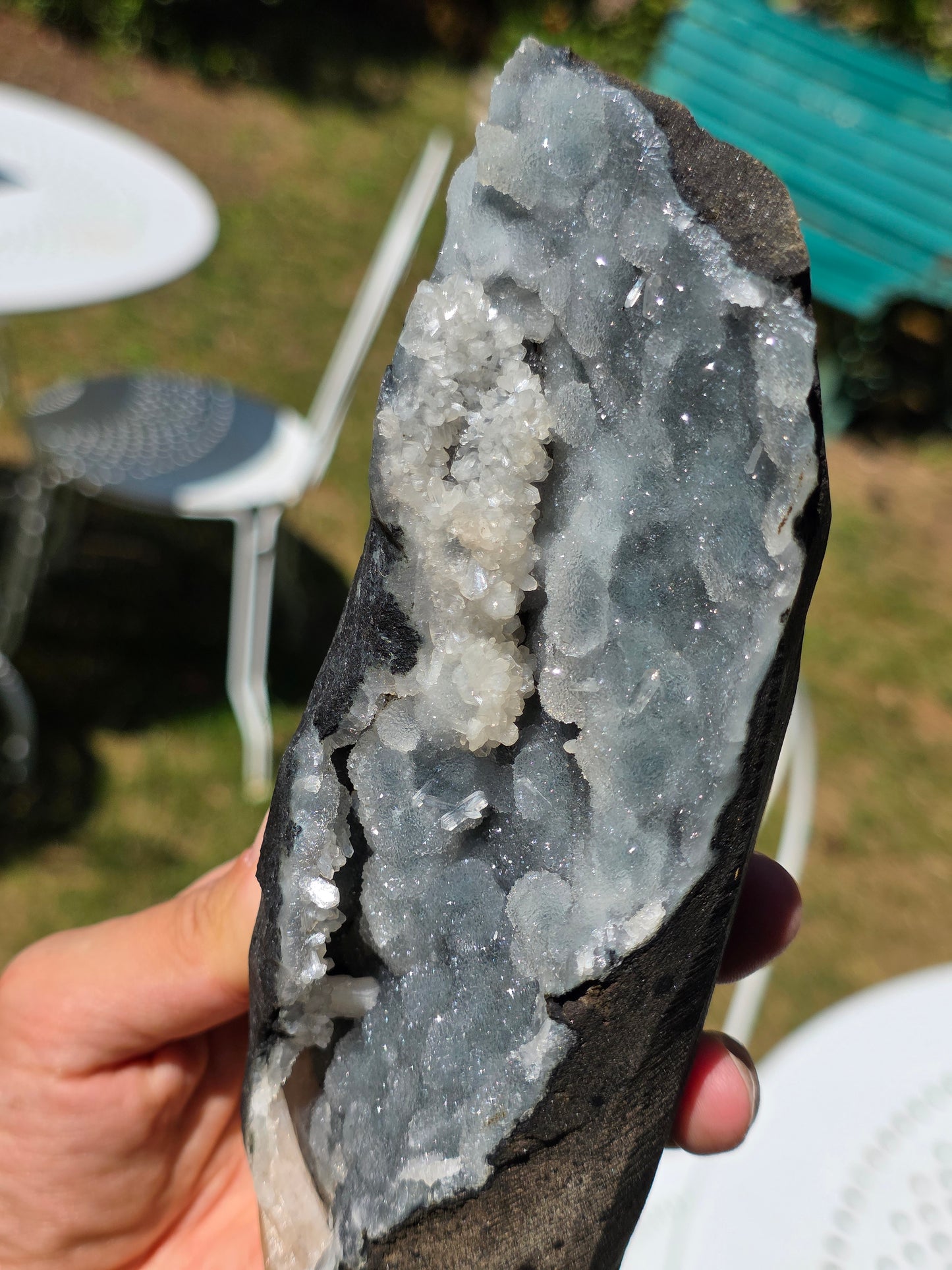Grande Calcédoine avec Stilbite d'Inde n°65