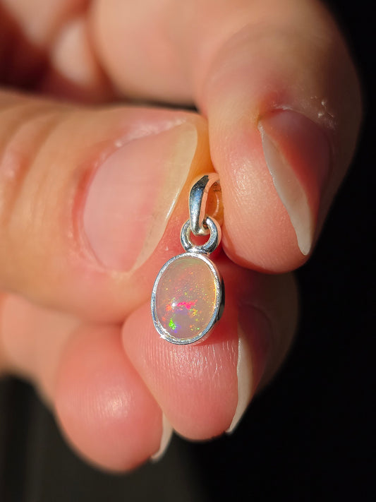 Pendentif Opale noble d'Ethiopie (à choisir)