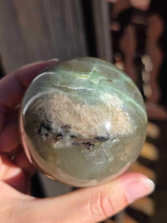 Grosse Sphère Garniérite (pierre de lune verte) G