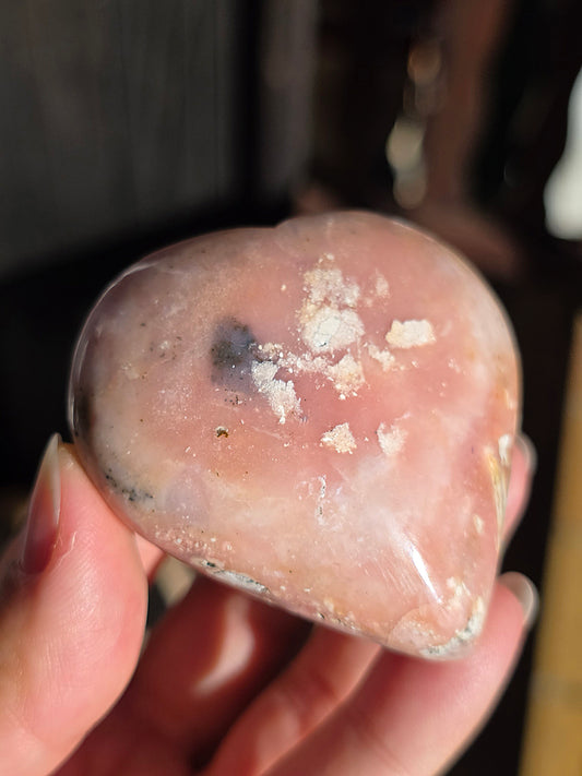 Coeur en Opale rose du Pérou