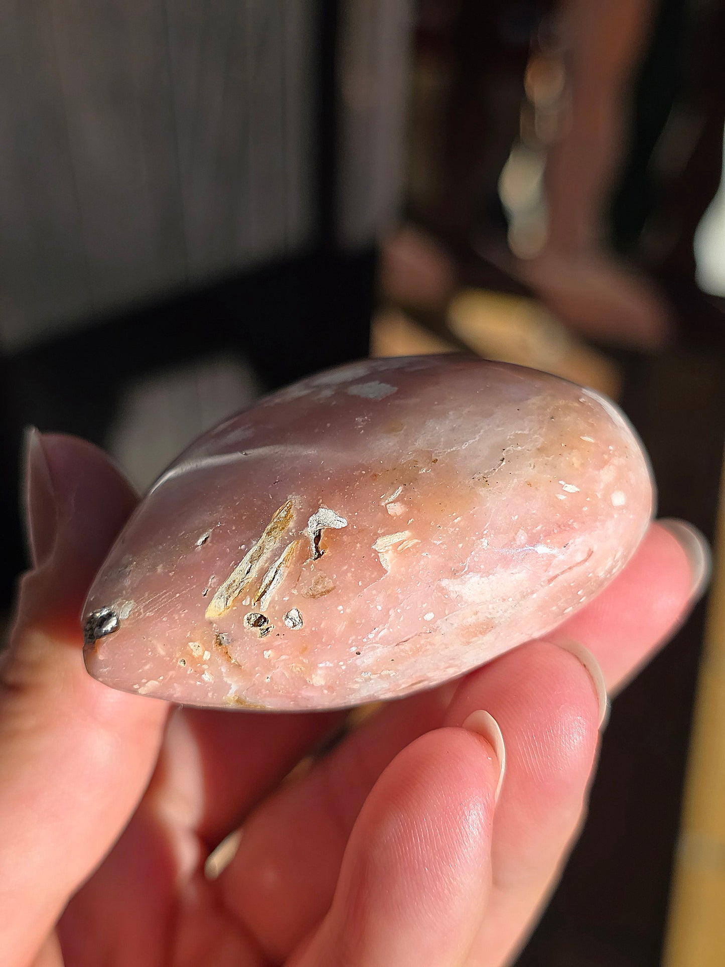 Coeur en Opale rose du Pérou