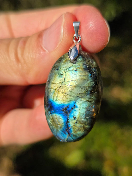 Pendentif Labradorite arc-en-ciel (à choisir)