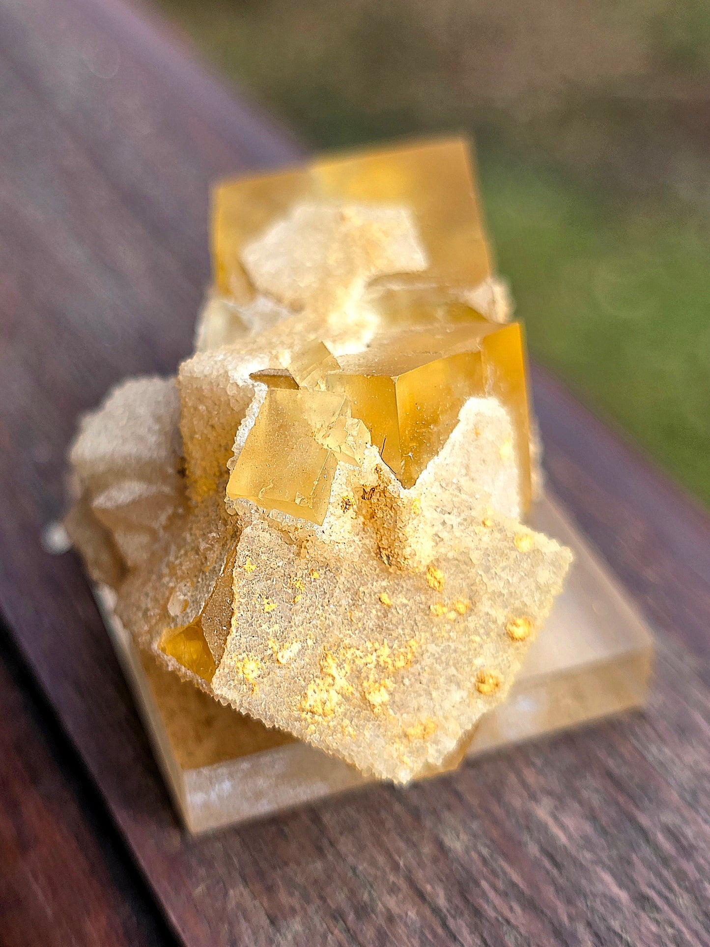 Fluorite jaune du Tarn n°3