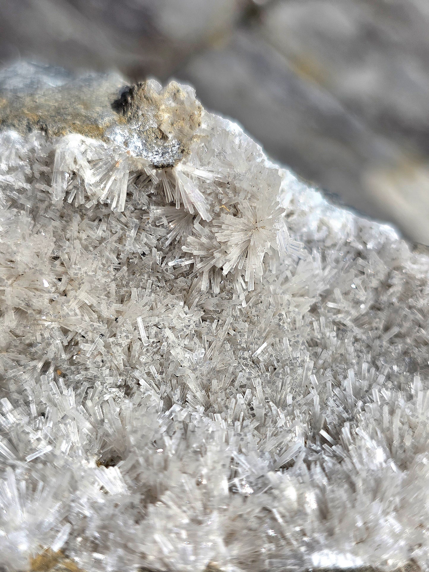 Natrolite brute française